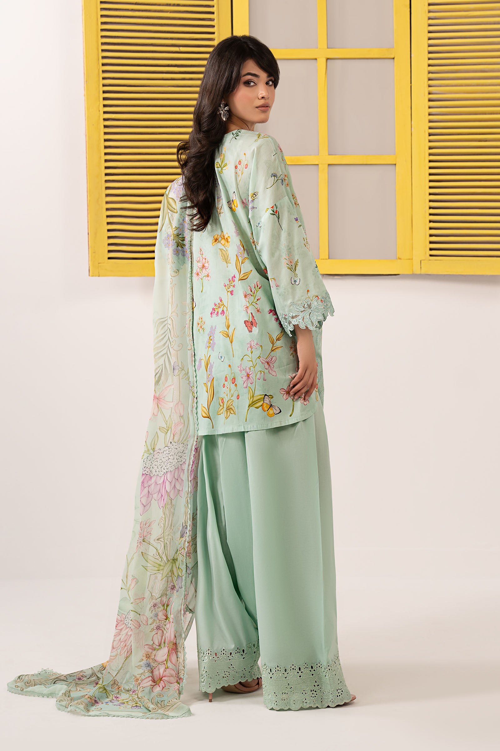 3 Piece Embroidered Lawn Suit