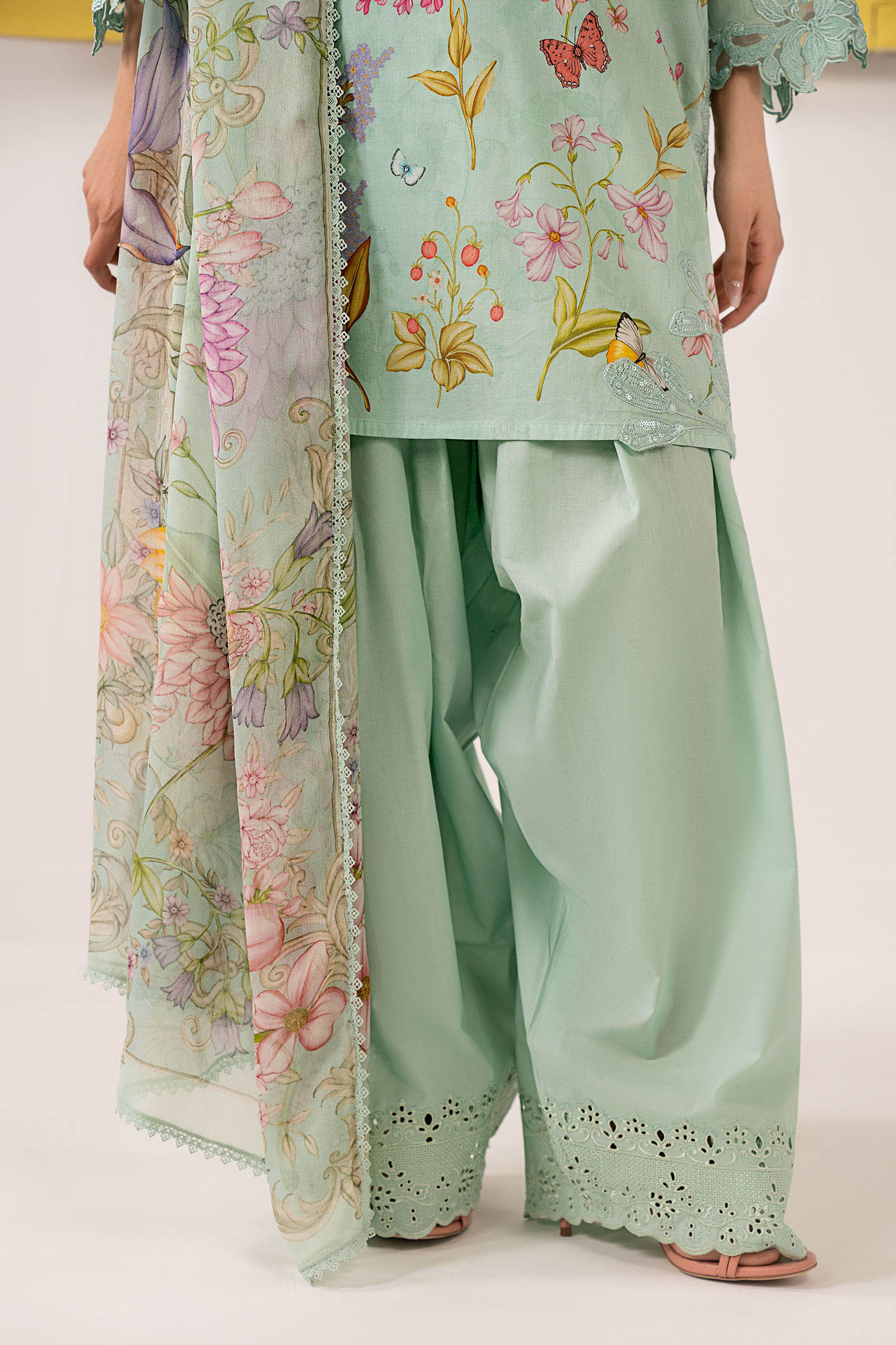 3 Piece Embroidered Lawn Suit