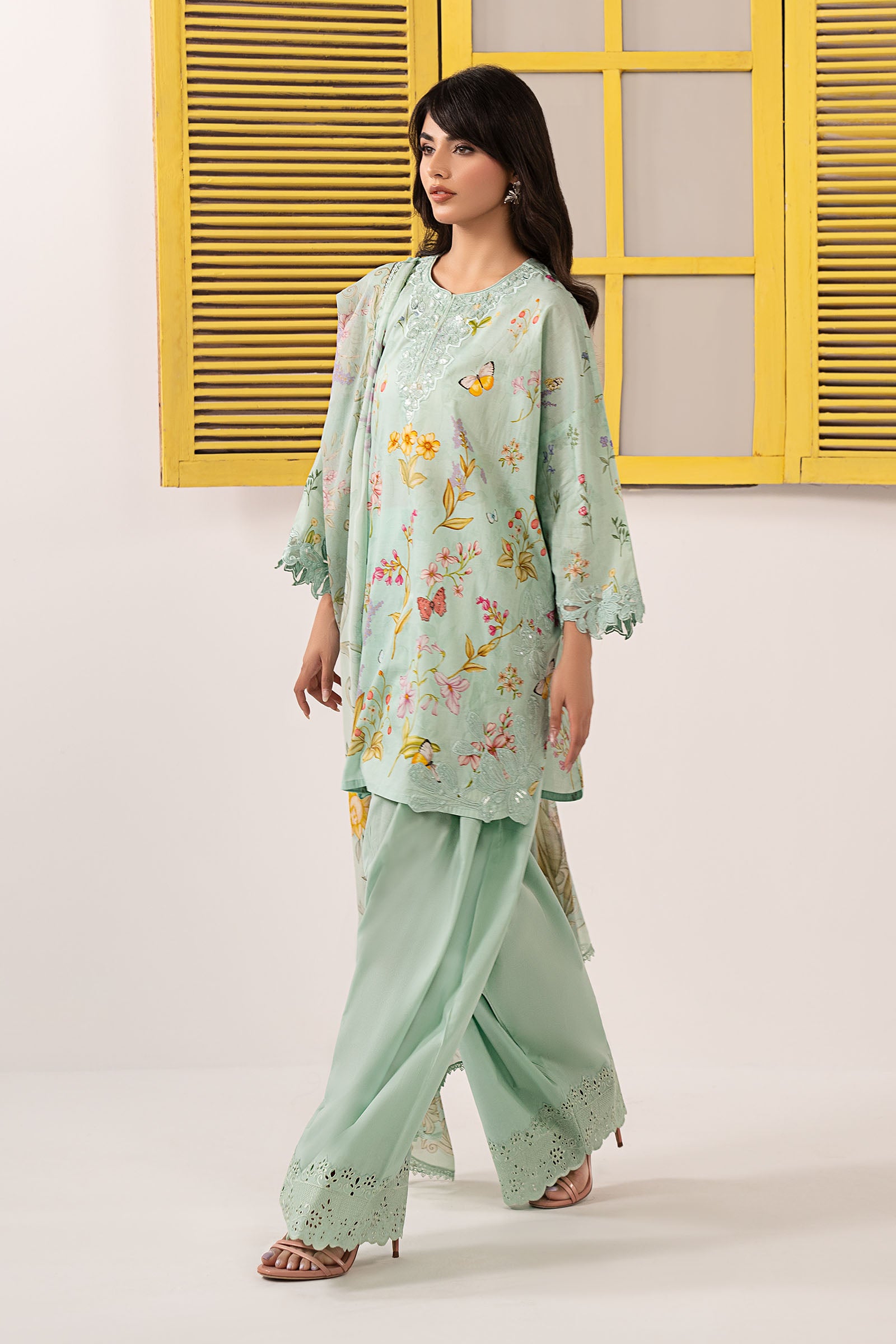3 Piece Embroidered Lawn Suit