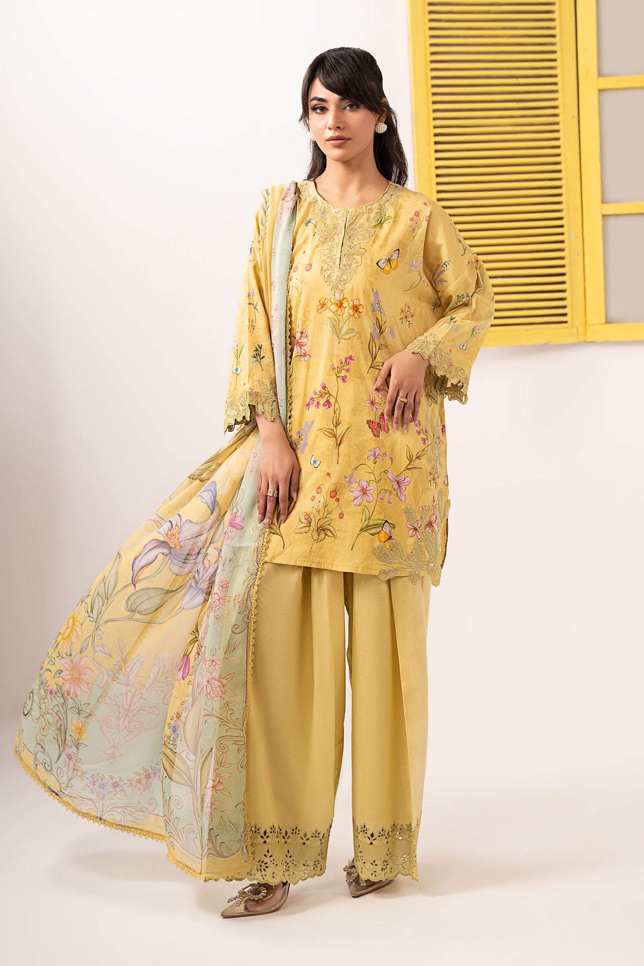3 Piece Embroidered Lawn Suit