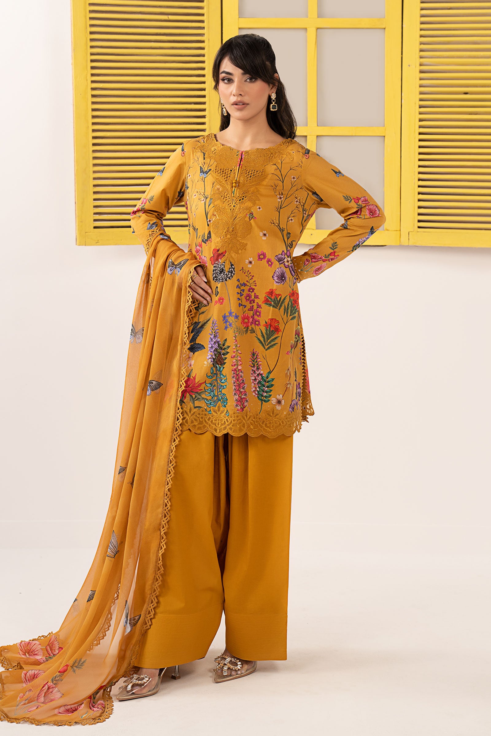 3 Piece Embroidered Lawn Suit