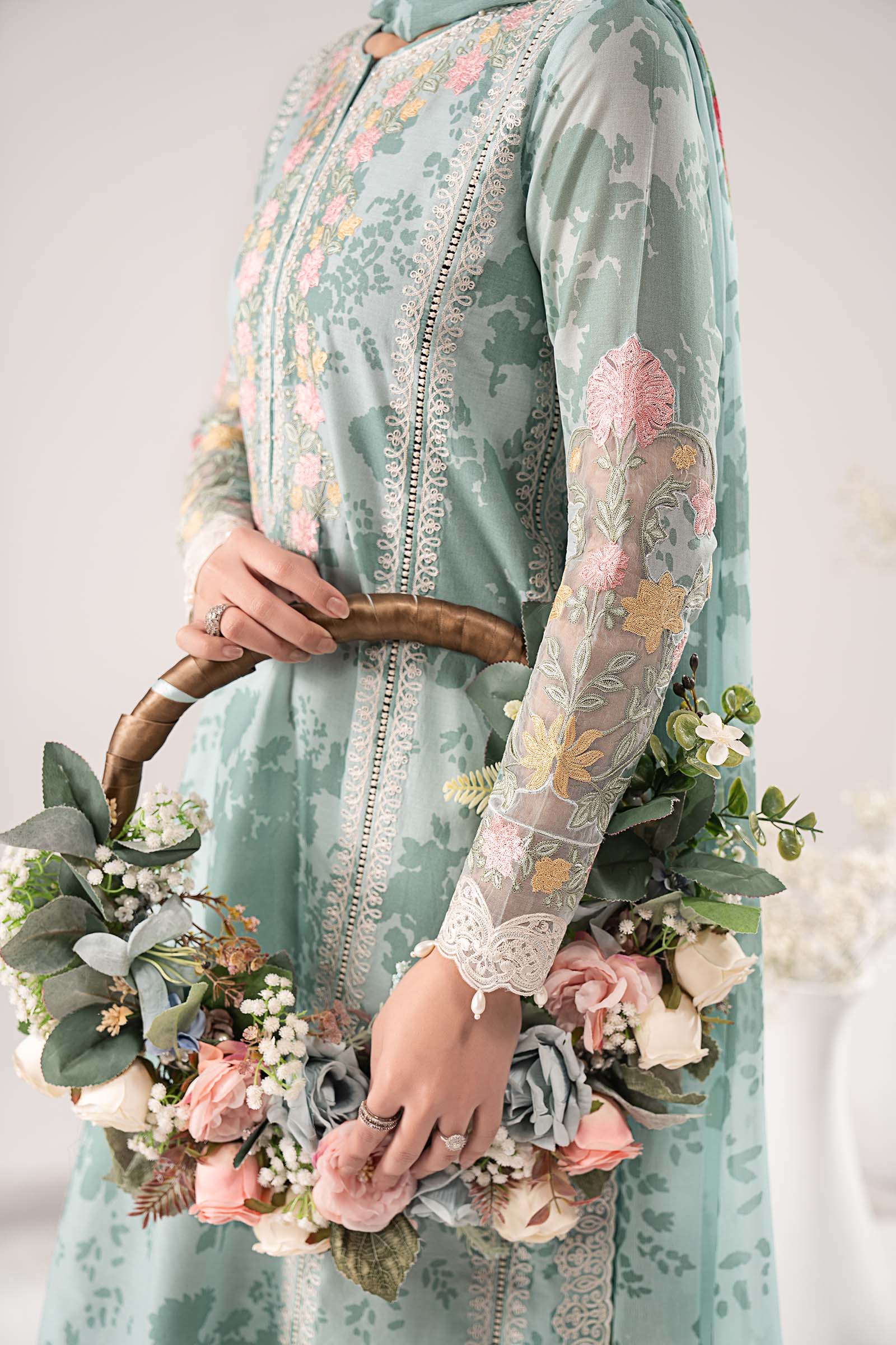 3 Piece Embroidered Lawn Suit