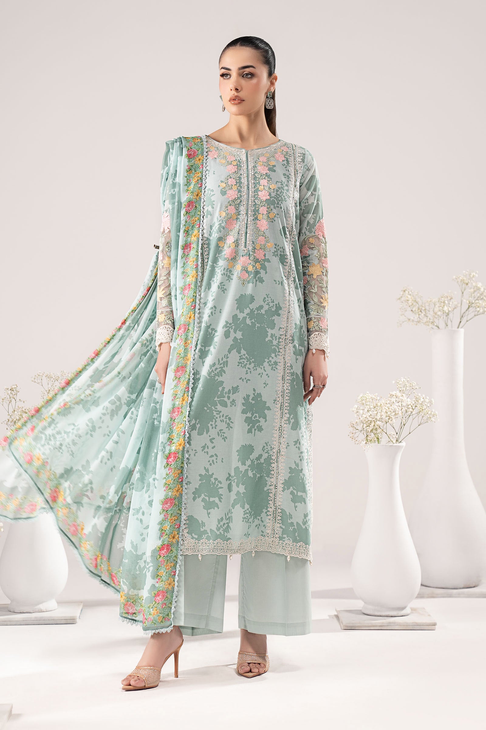3 Piece Embroidered Lawn Suit