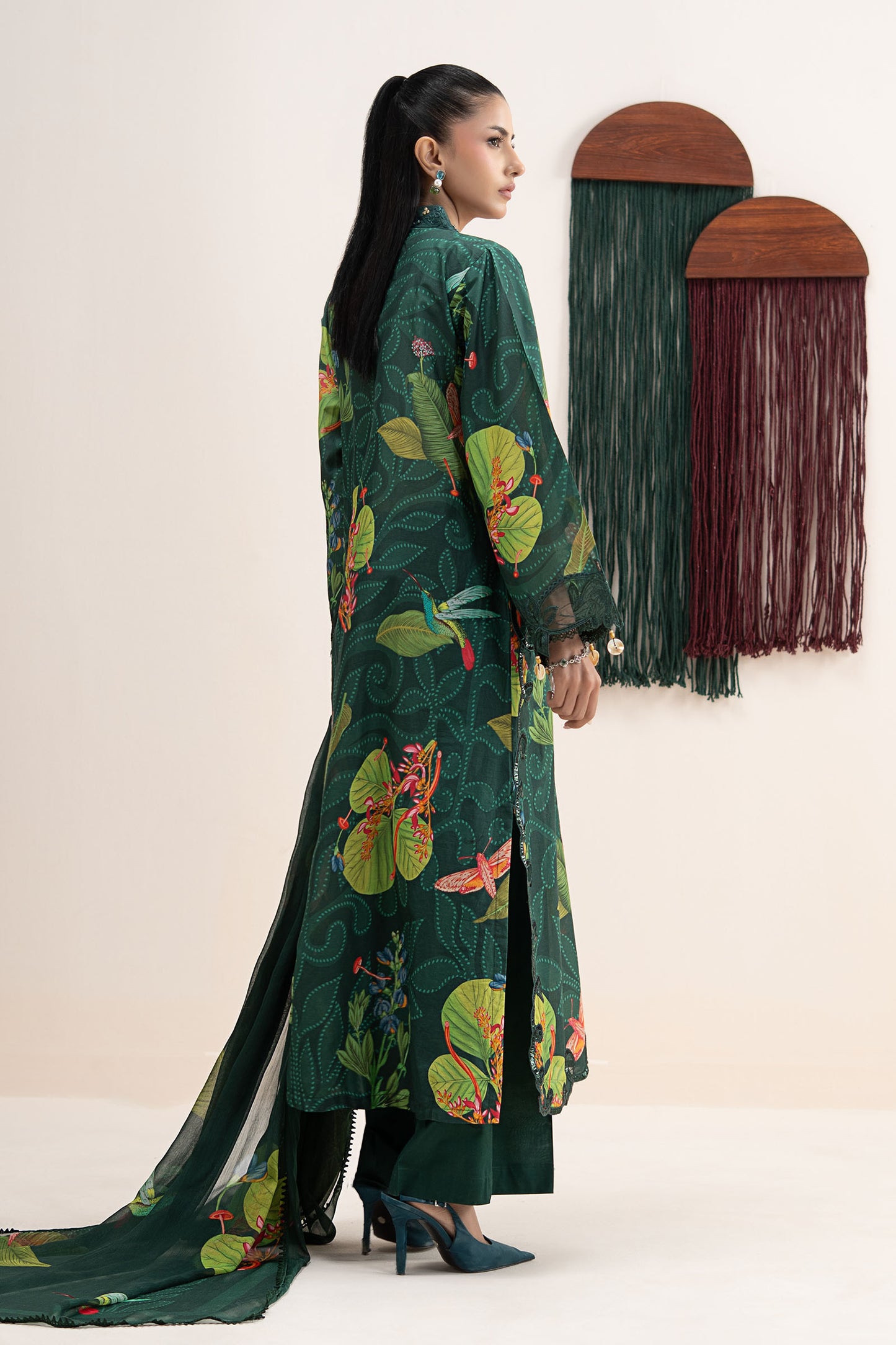 3 Piece Embroidered Lawn Suit