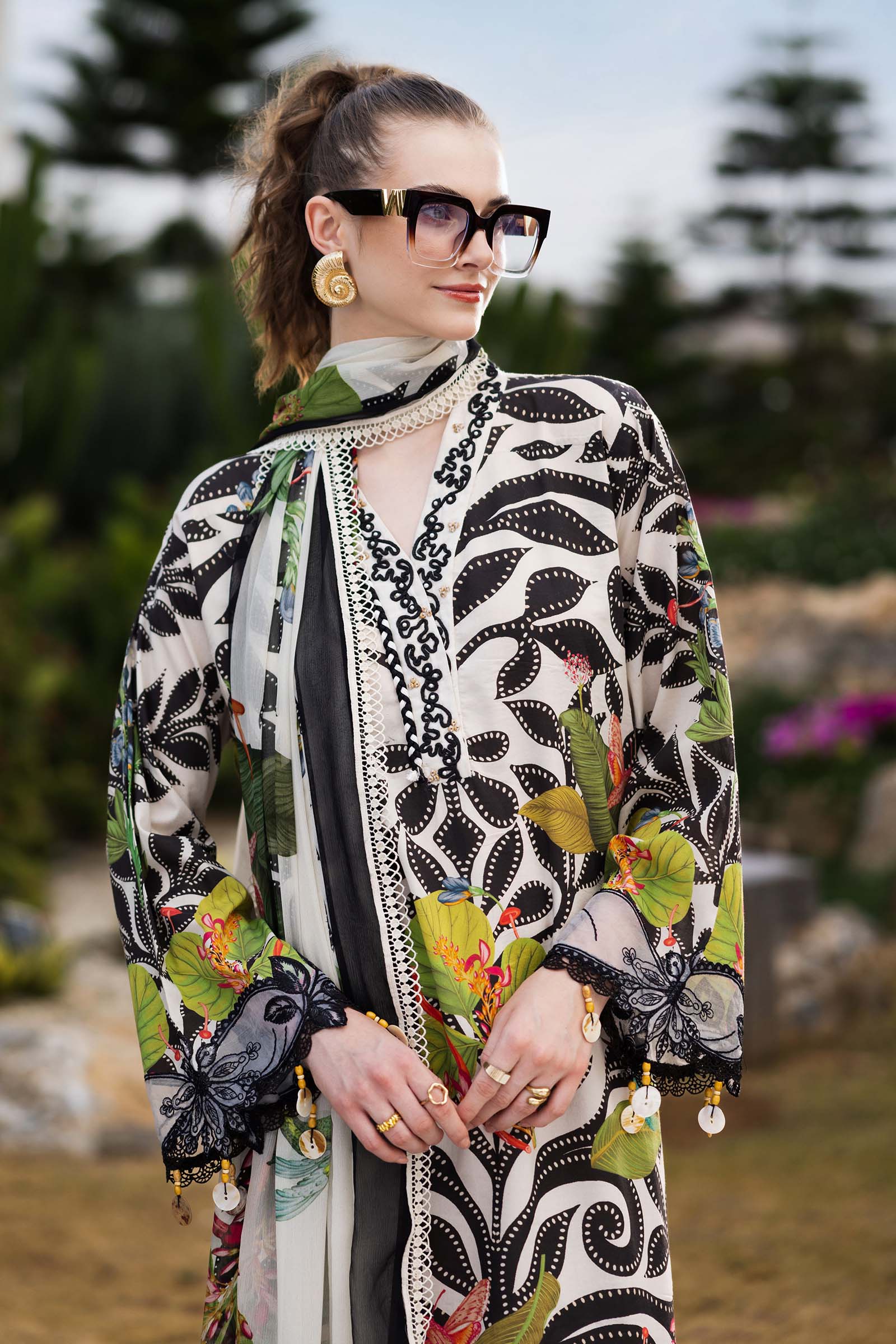 3 Piece Embroidered Lawn Suit