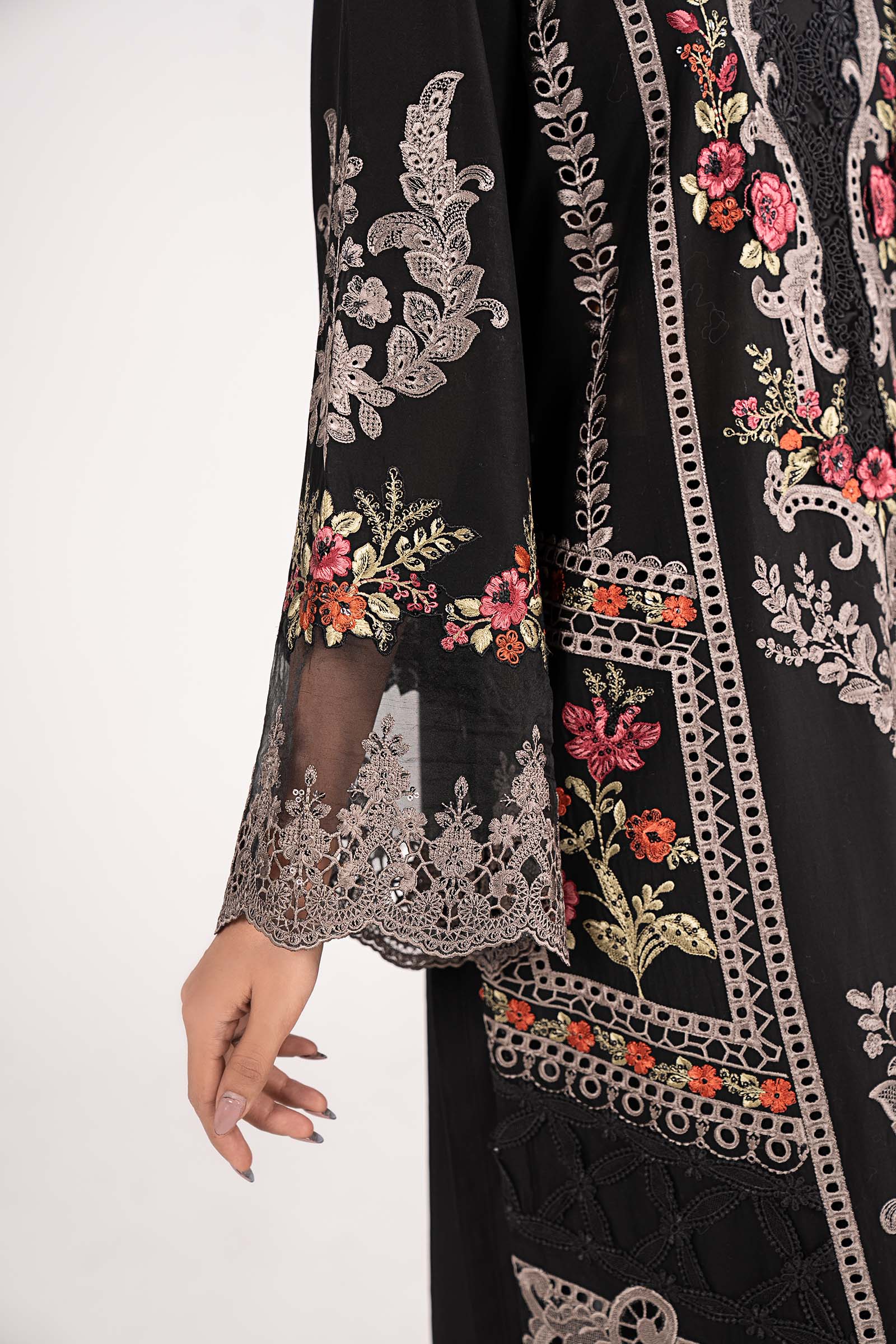 3 Piece Embroidered Lawn Suit