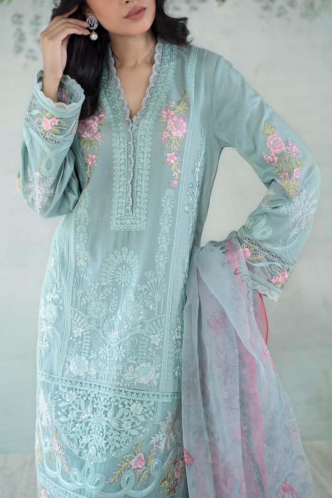 3 Piece Embroidered Lawn Suit