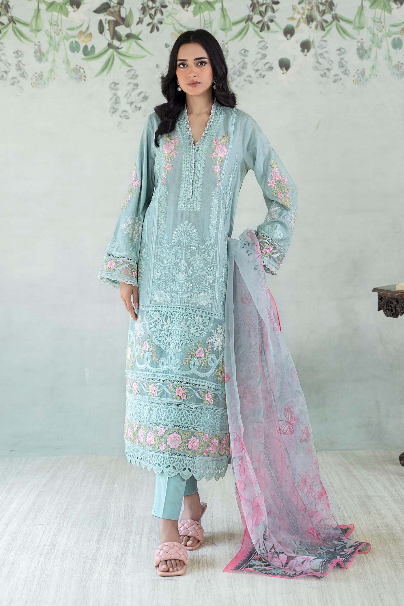 3 Piece Embroidered Lawn Suit