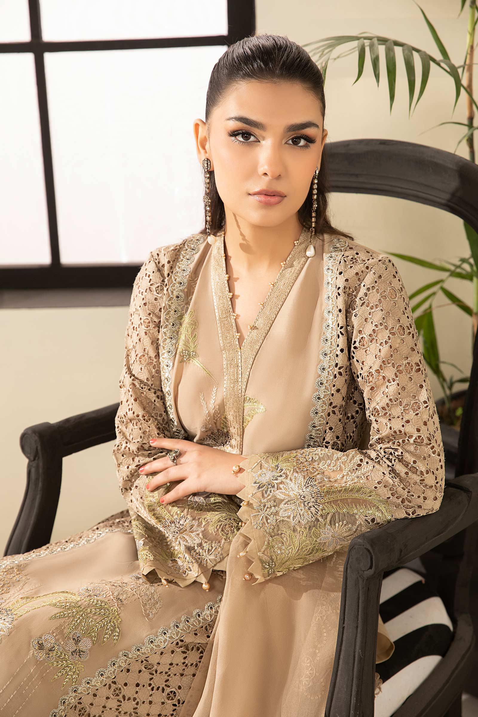 3 Piece Embroidered Lawn Suit