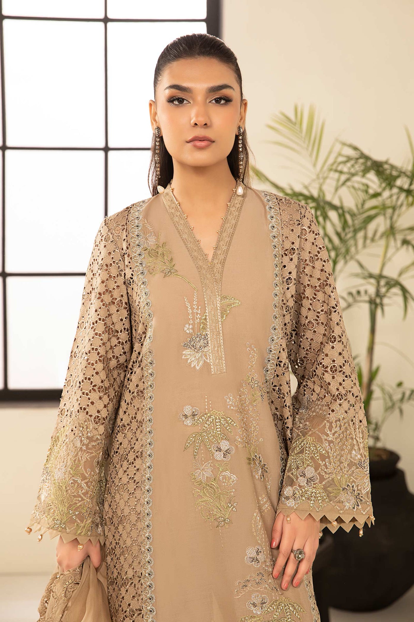3 Piece Embroidered Lawn Suit