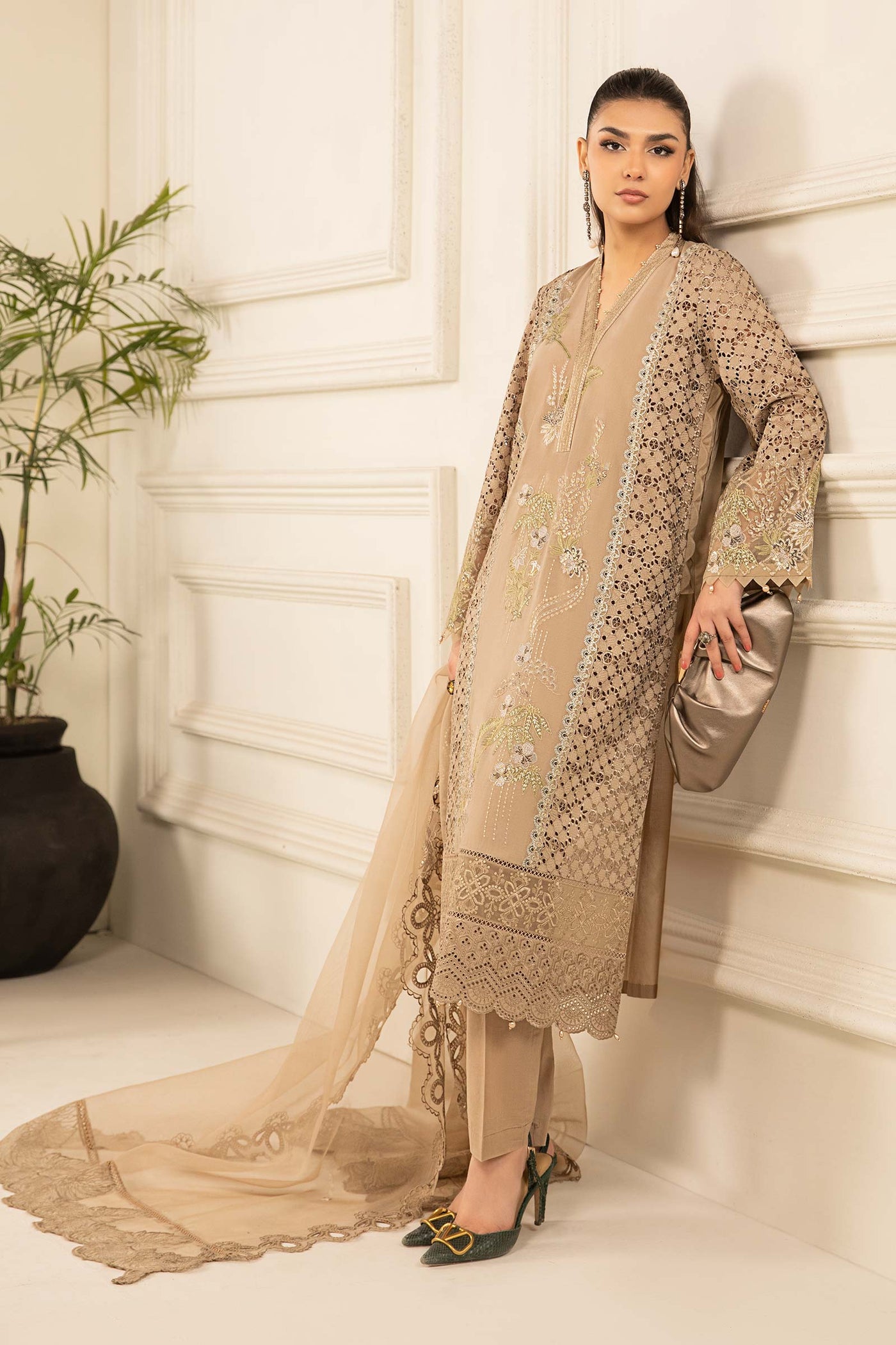 3 Piece Embroidered Lawn Suit