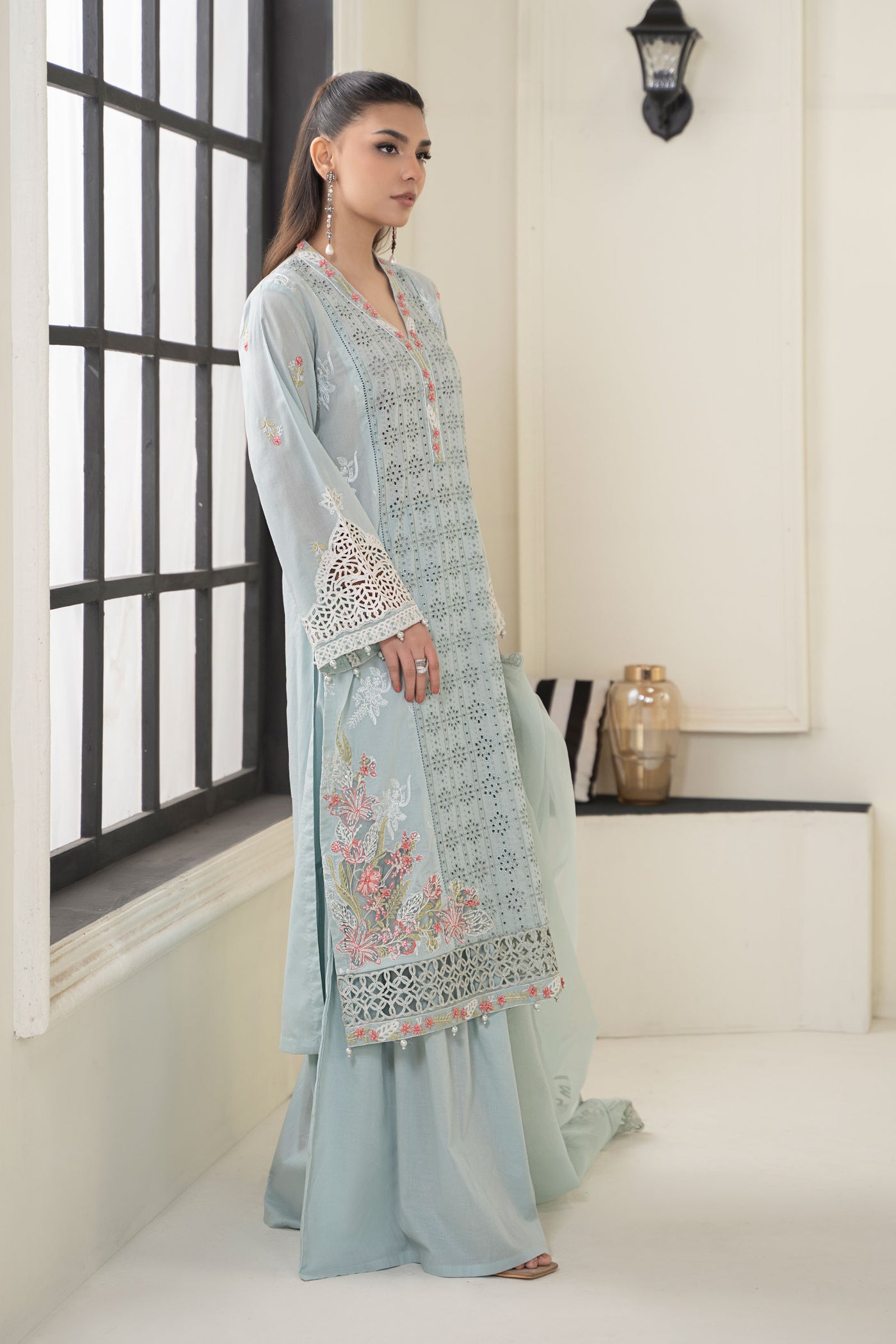 3 Piece Embroidered Lawn Suit | DW-EF24-05