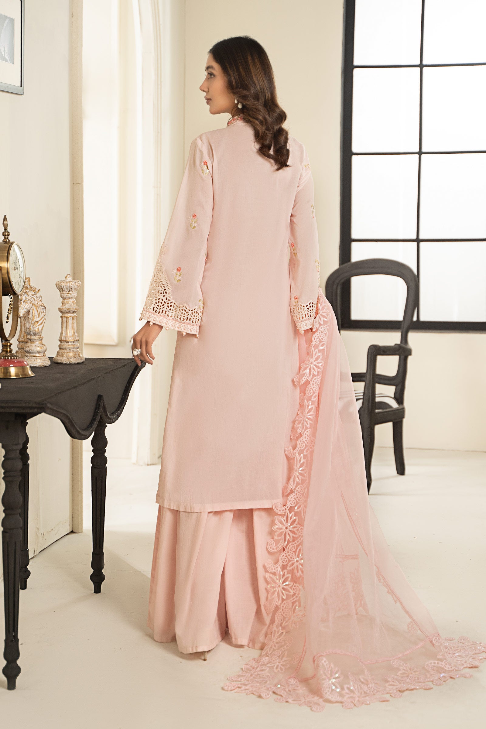 3 Piece Embroidered Lawn Suit