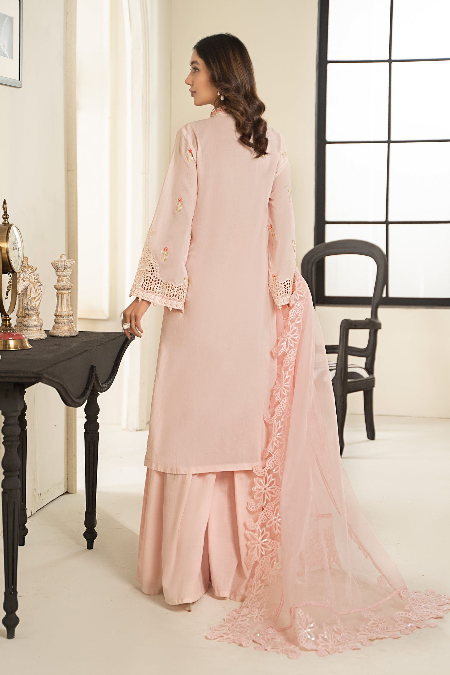 3 Piece Embroidered Lawn Suit