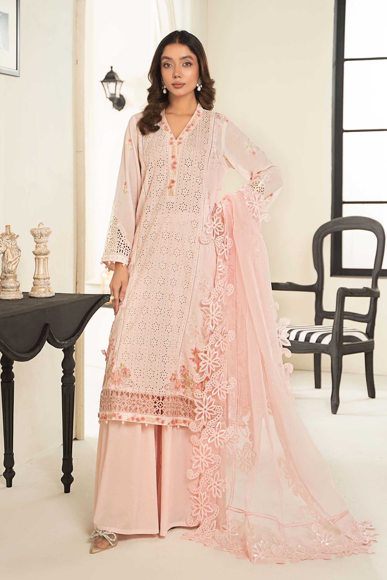 3 Piece Embroidered Lawn Suit