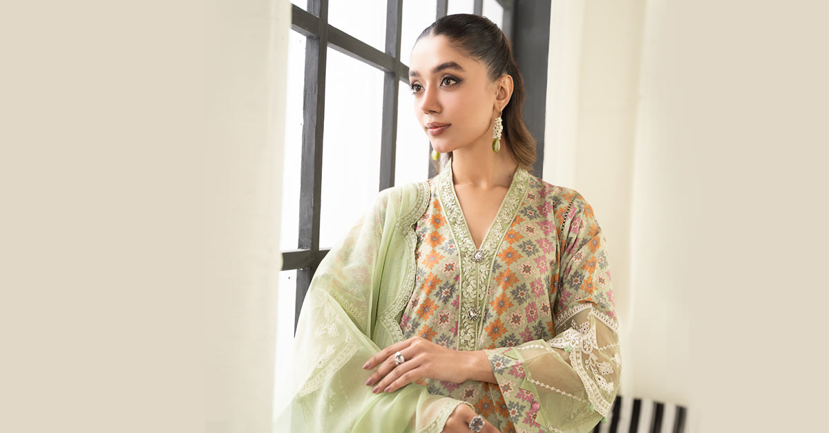 3 Piece Embroidered Lawn Suit
