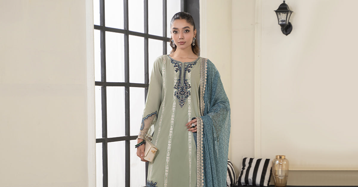3 Piece Embroidered Lawn Suit