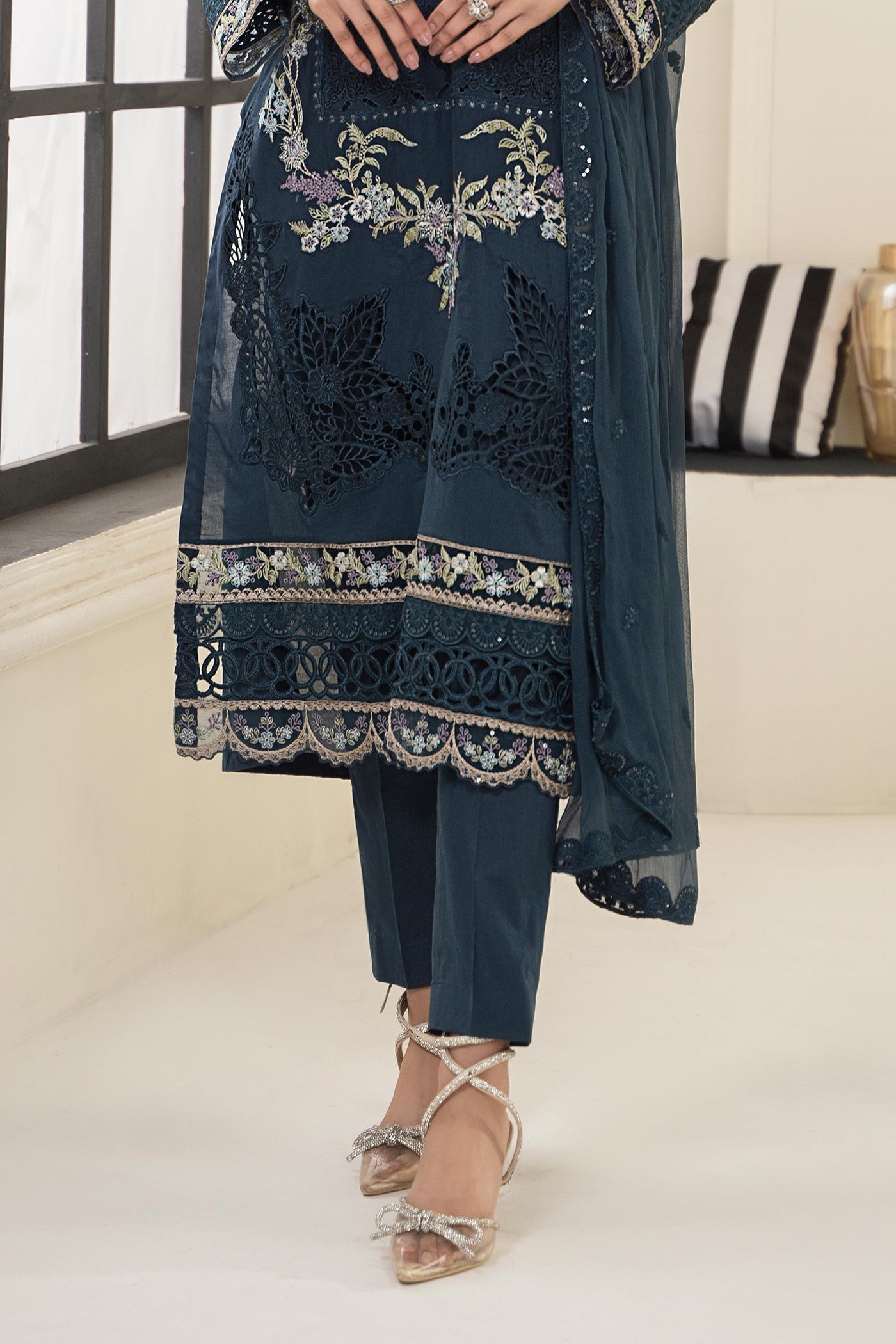 3 Piece Embroidered Lawn Suit