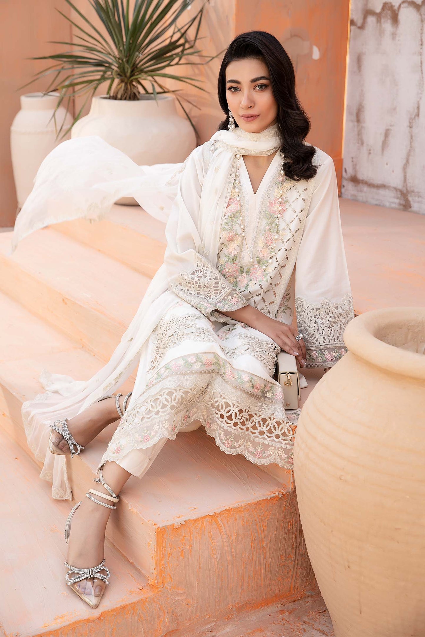 3 Piece Embroidered Lawn Suit