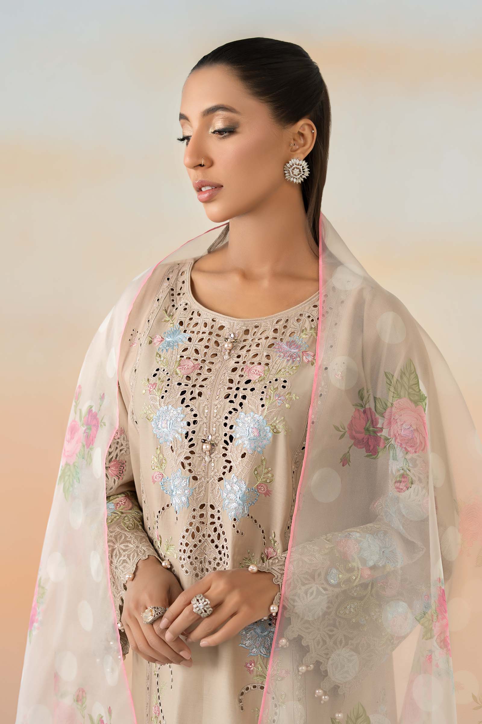 3 Piece Embroidered Lawn Suit