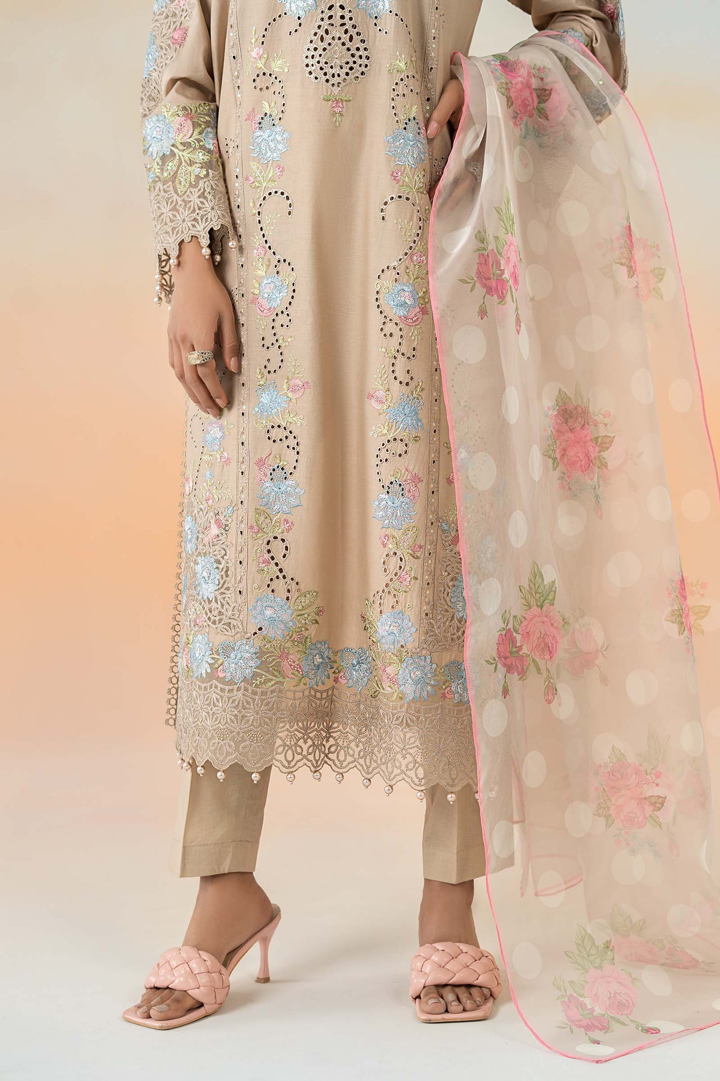 3 Piece Embroidered Lawn Suit