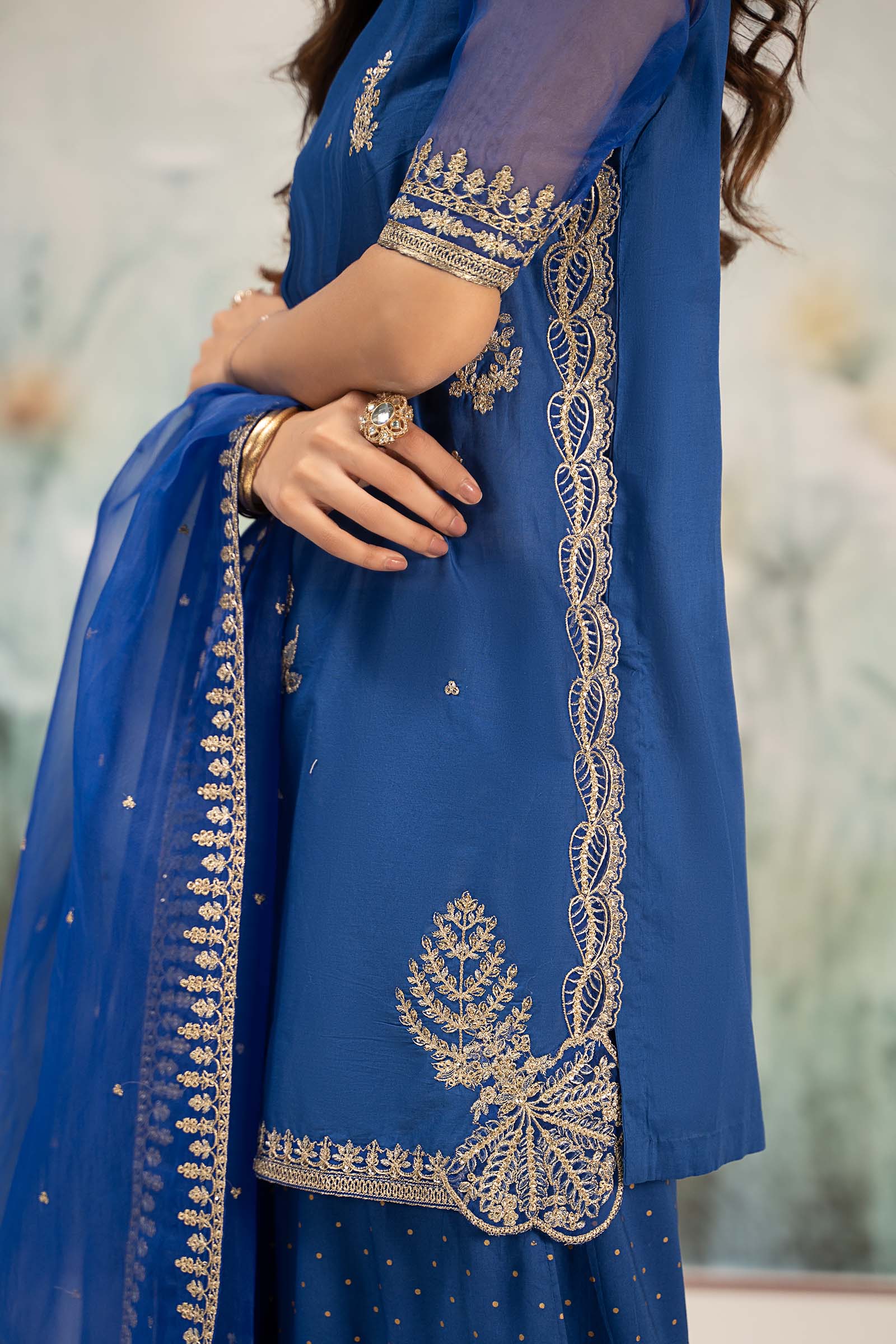 3 Piece Embroidered Lawn Suit