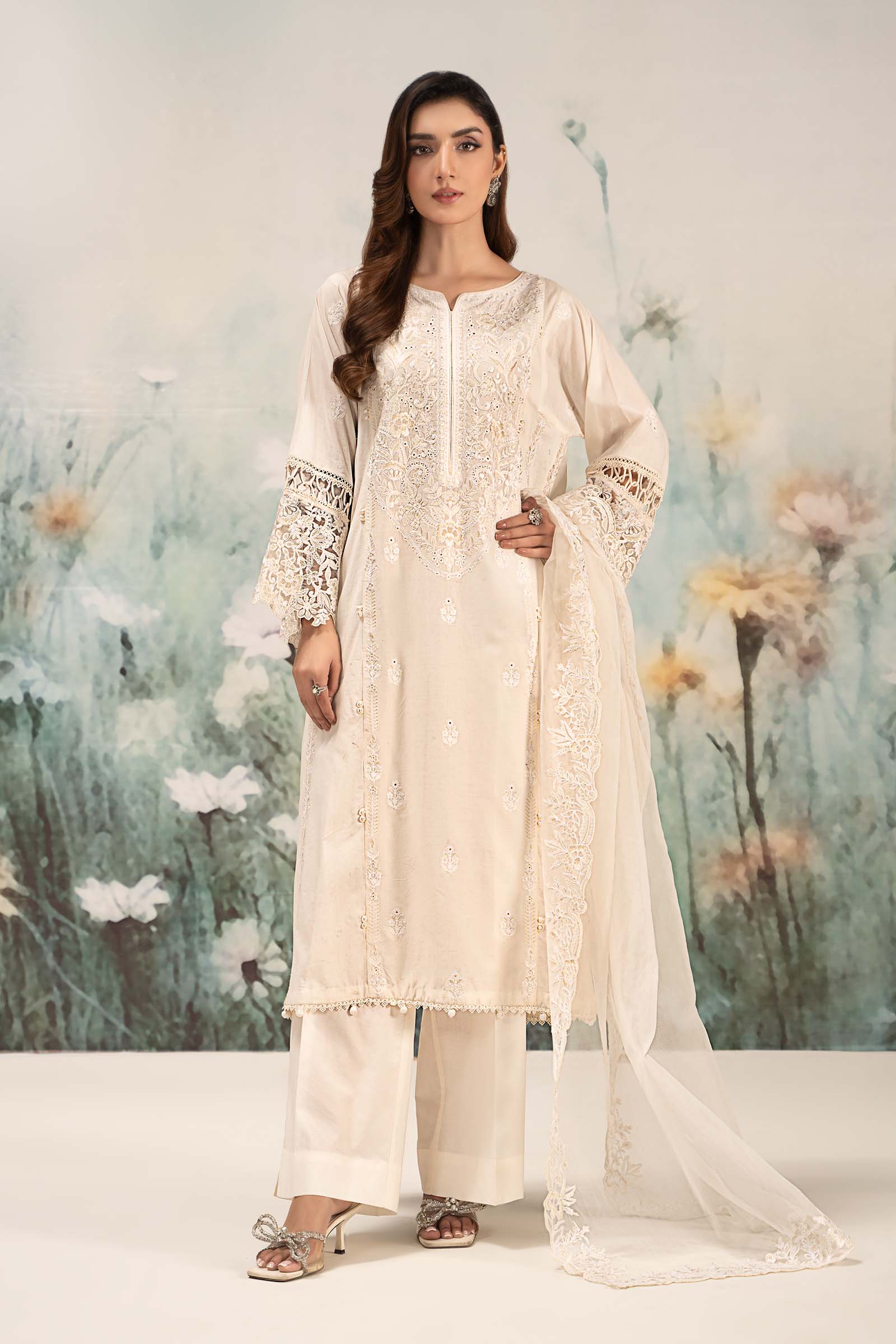 3 Piece Embroidered Lawn Suit