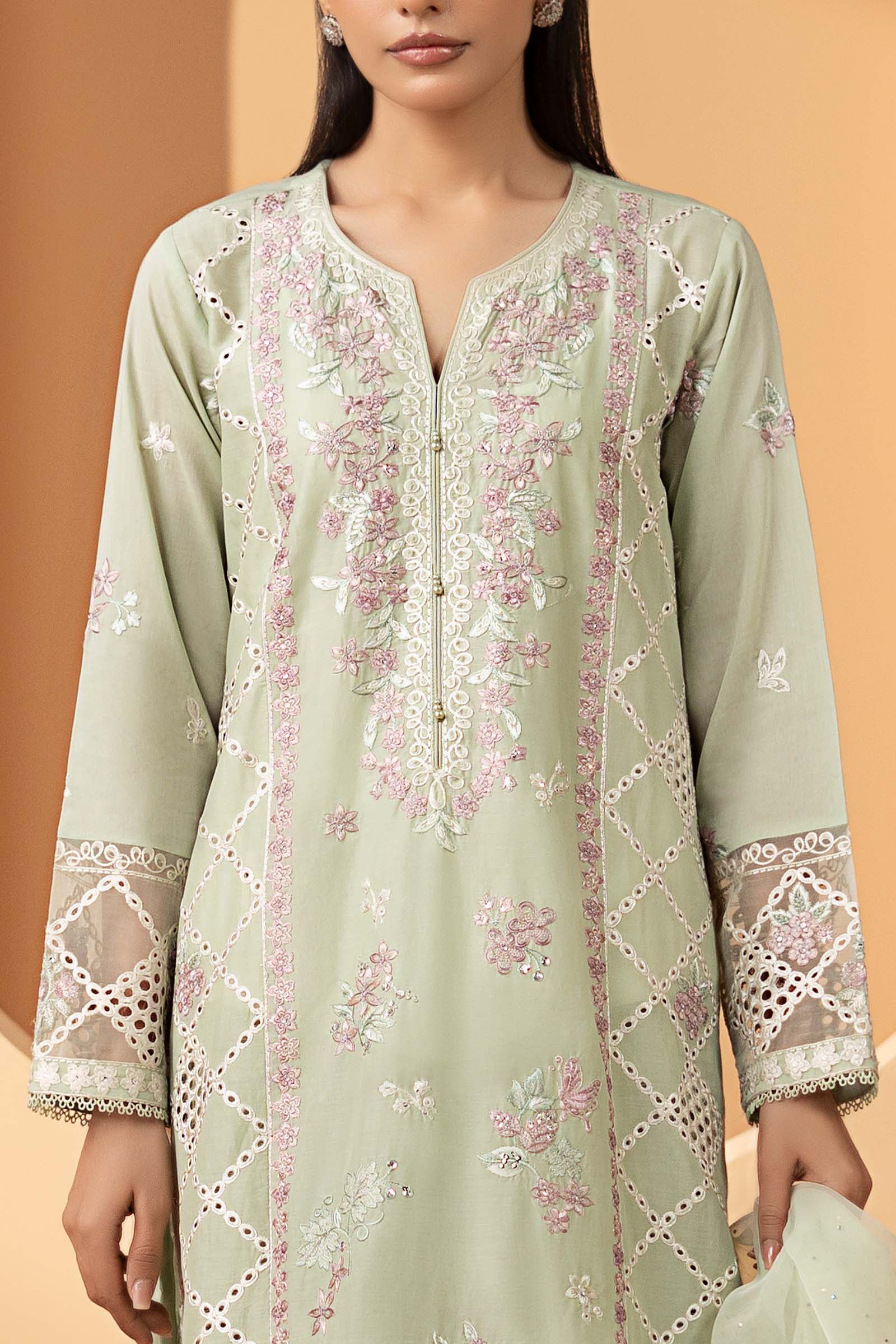 3 Piece Embroidered Lawn Suit
