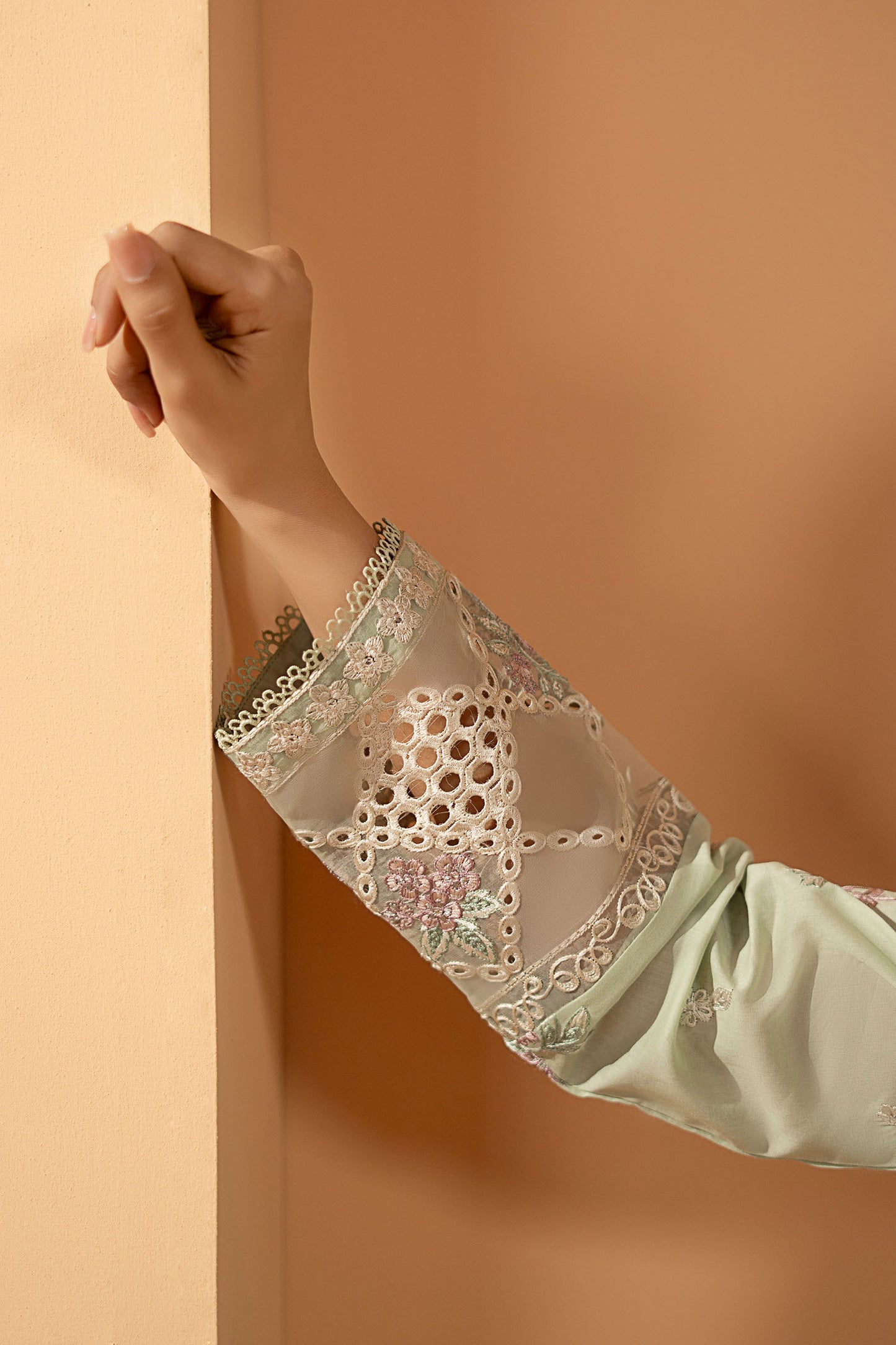 3 Piece Embroidered Lawn Suit