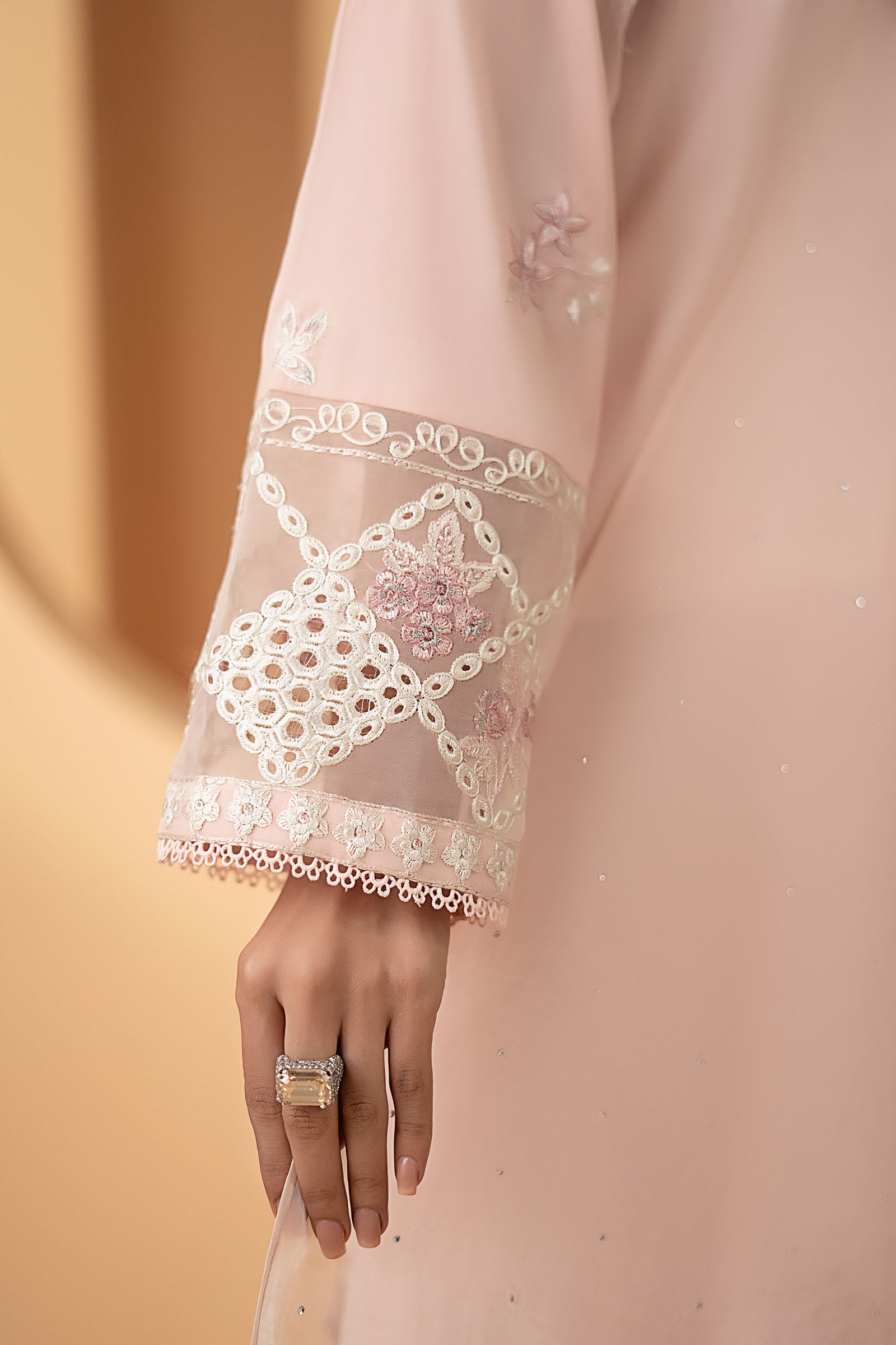 3 Piece Embroidered Lawn Suit