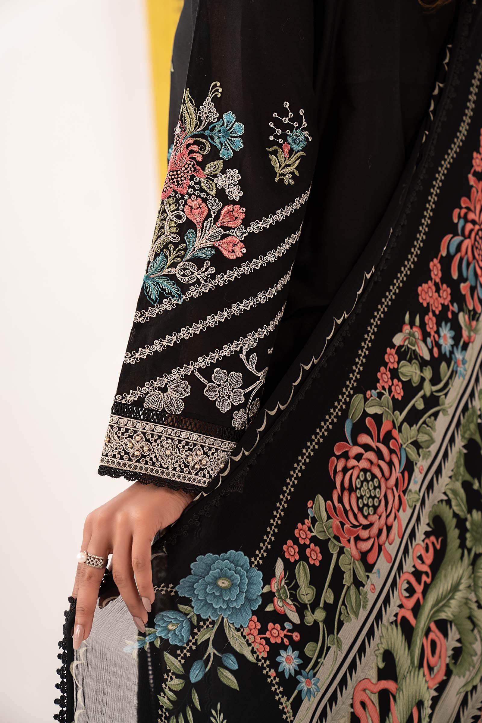 3 Piece Embroidered Lawn Suit