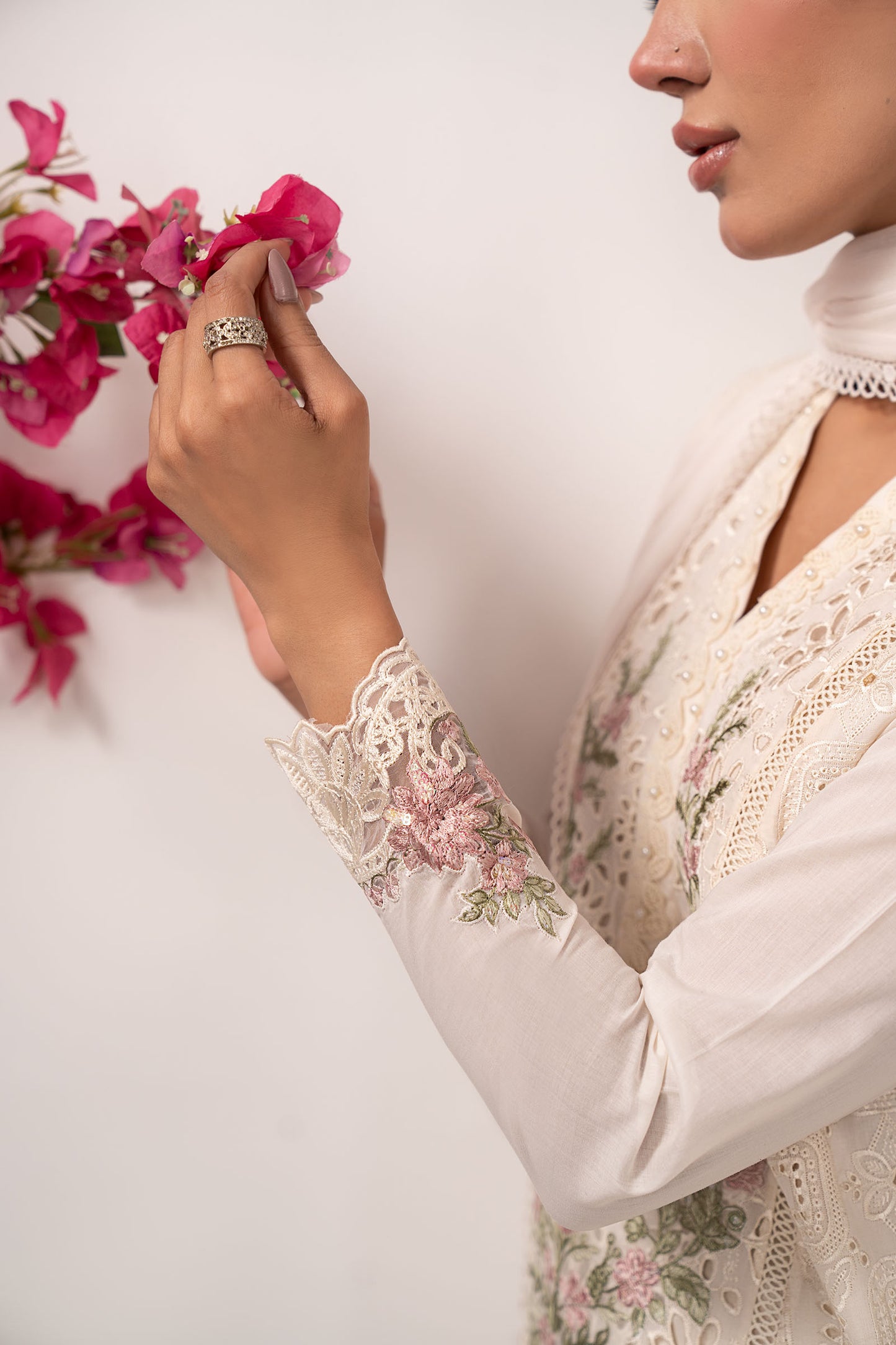 3 Piece Embroidered Lawn Suit
