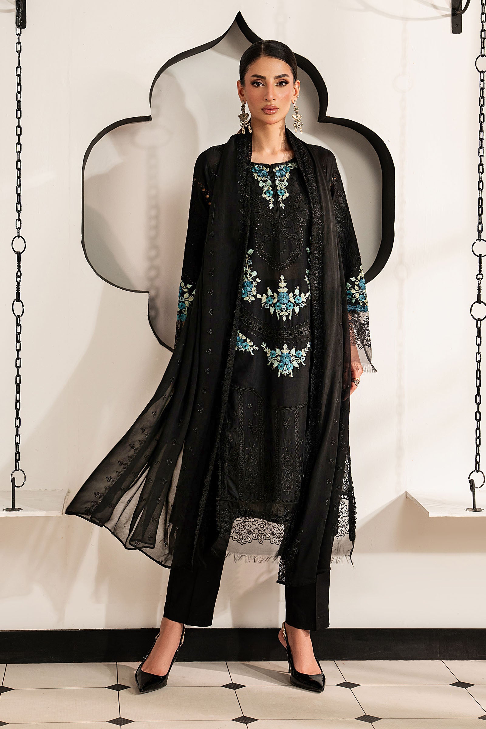 3 Piece Embroidered Lawn Suit