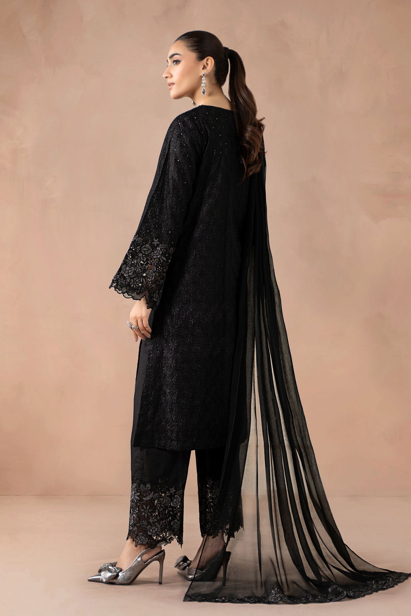 3 Piece Embroidered Lawn Suit