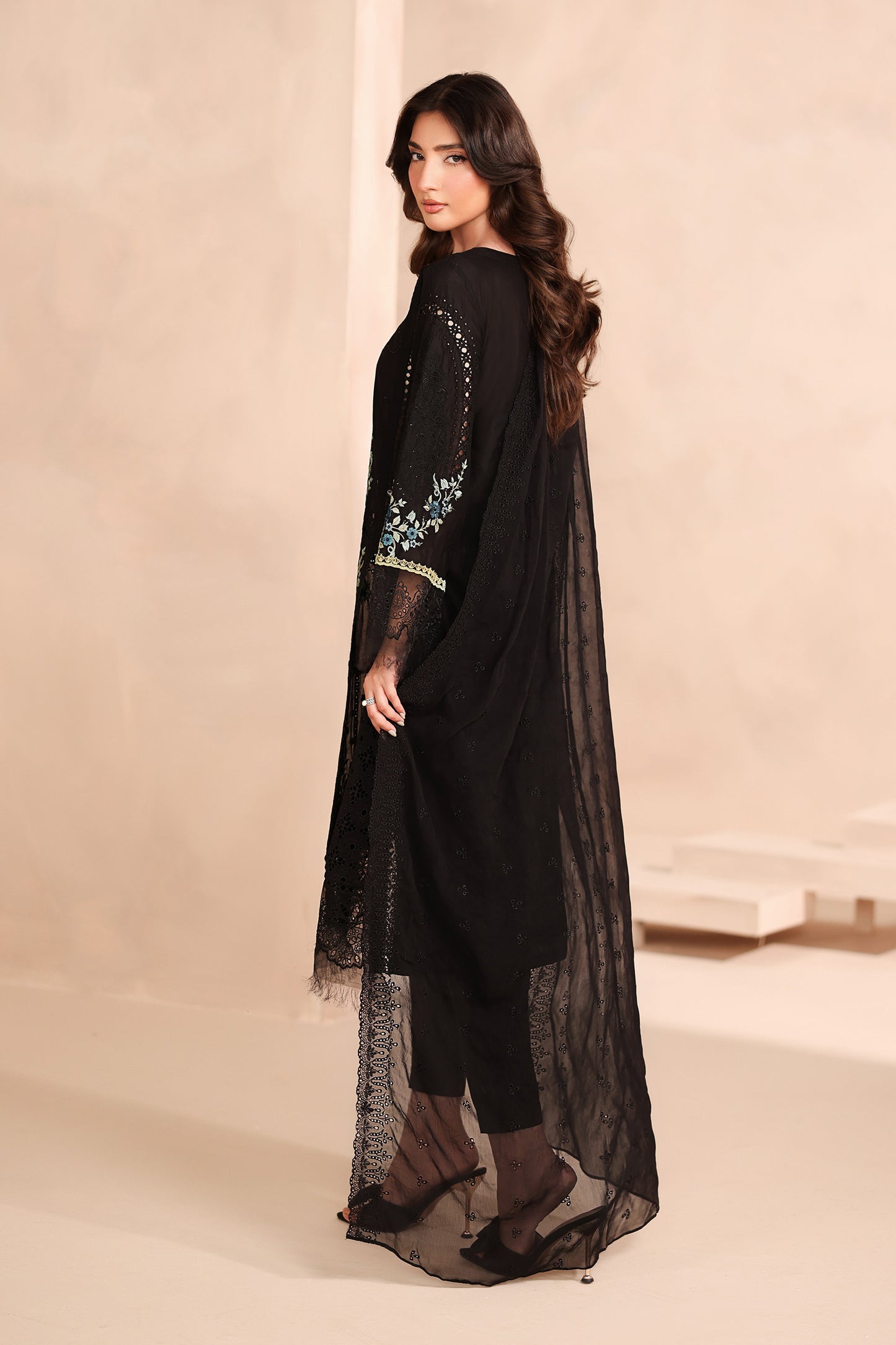 3 Piece Embroidered Lawn Suit
