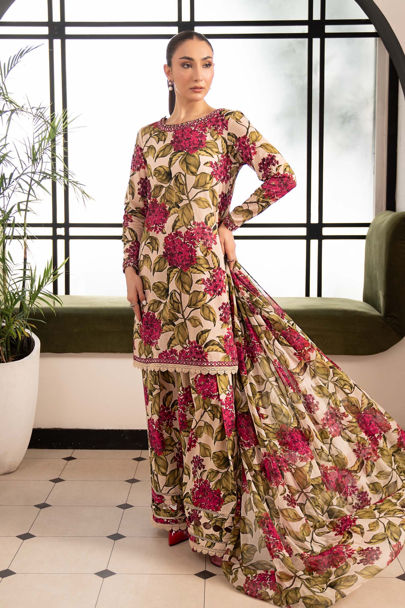 3 Piece Embroidered Lawn Suit