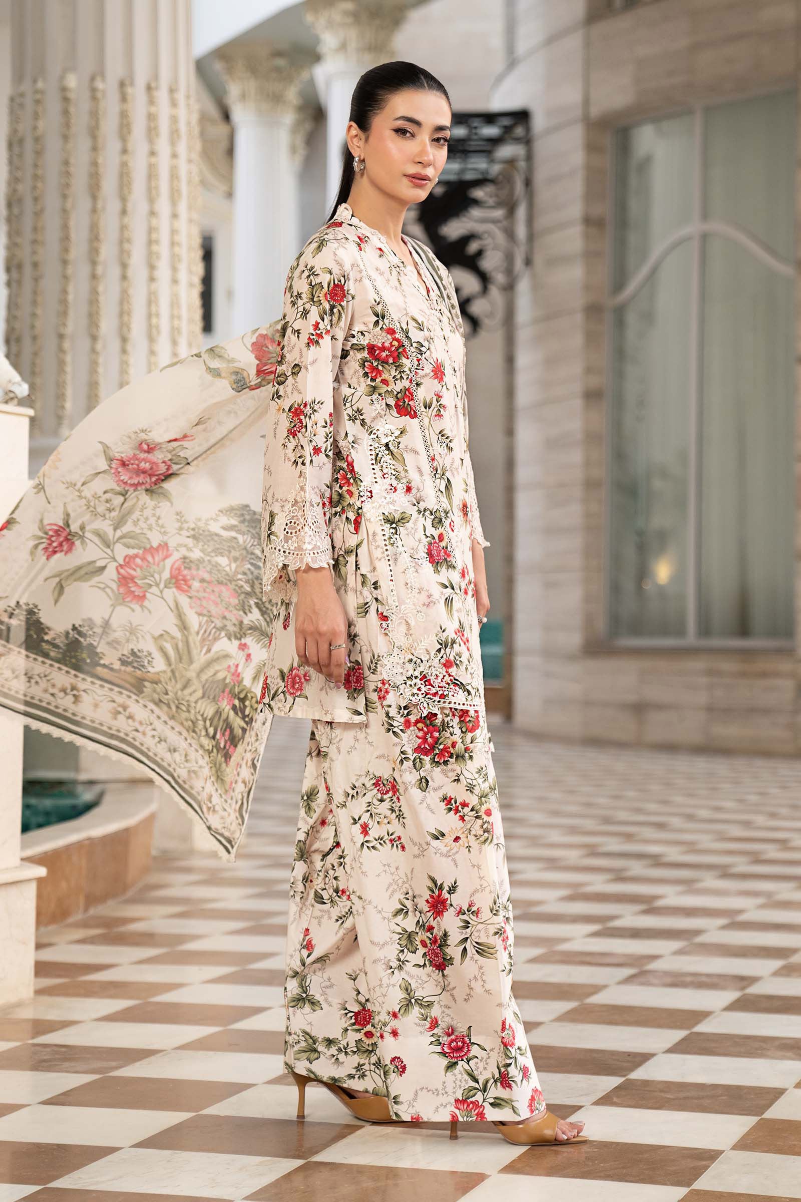 3 Piece Embroidered Lawn Suit