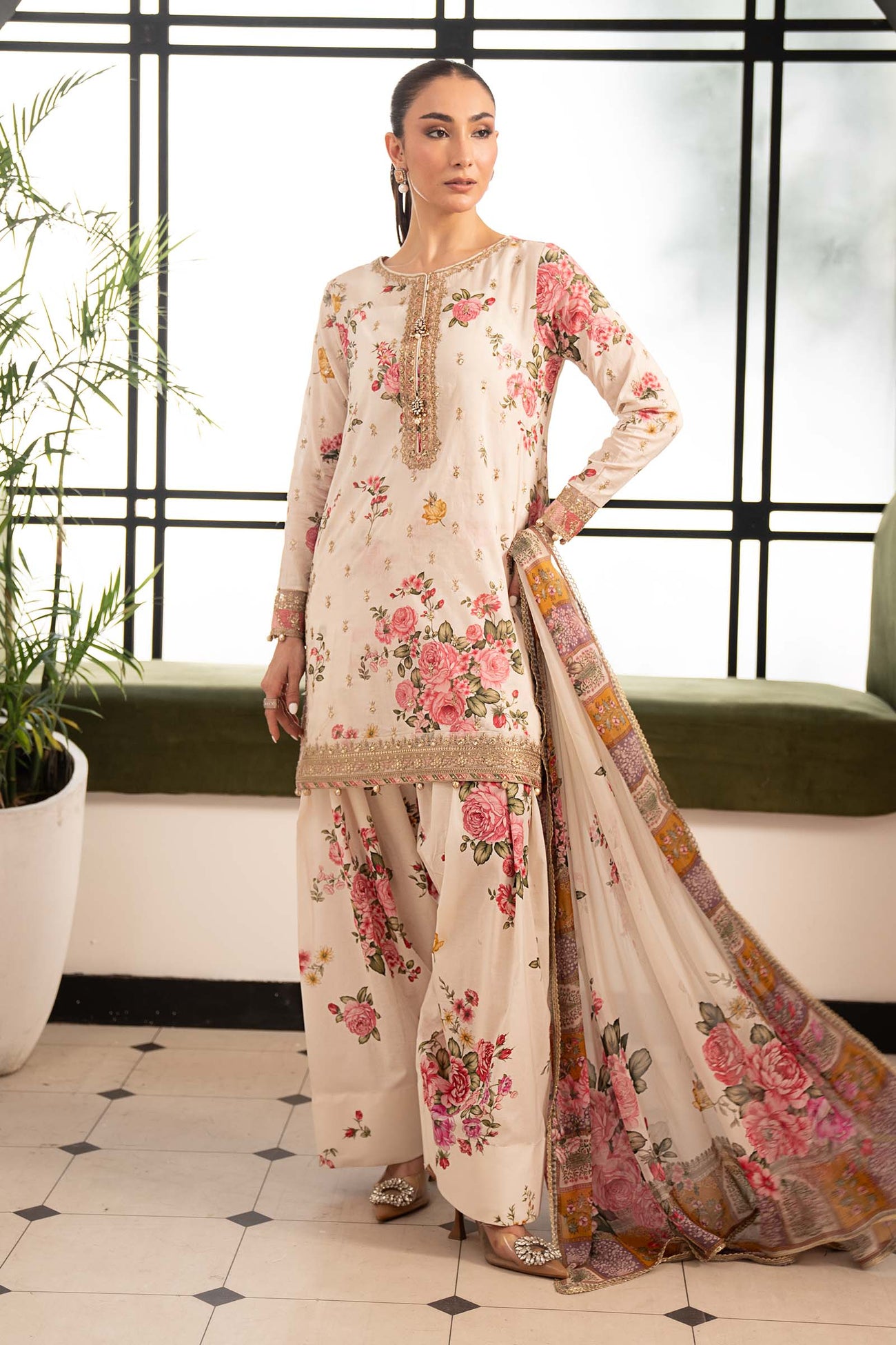 3 Piece Embroidered Lawn Suit