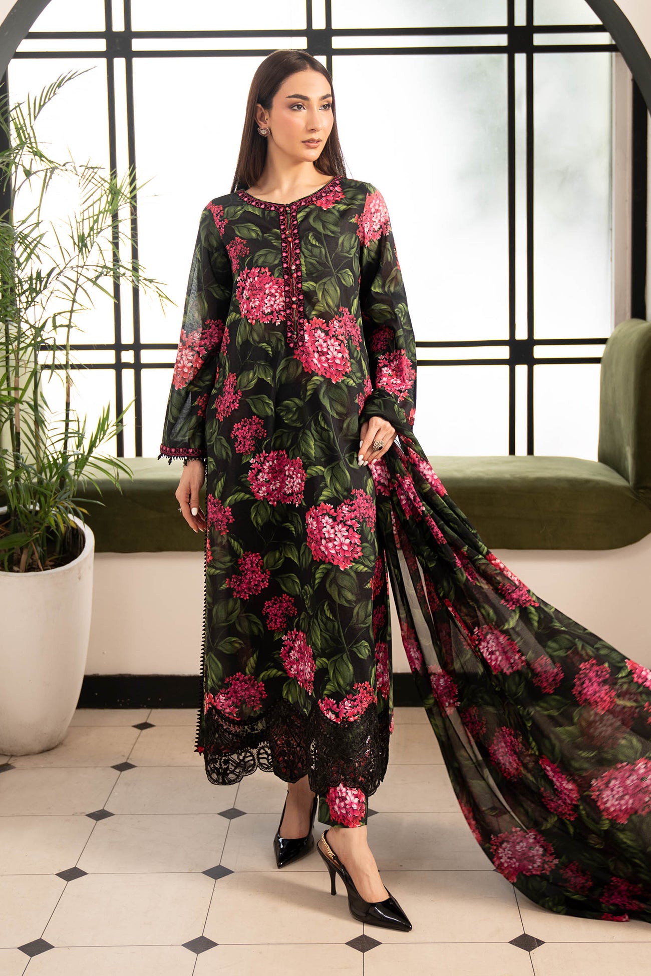 3 Piece Embroidered Lawn Suit