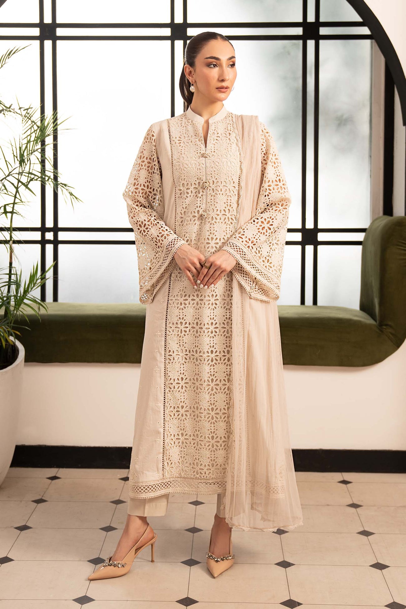3 Piece Embroidered Lawn Suit