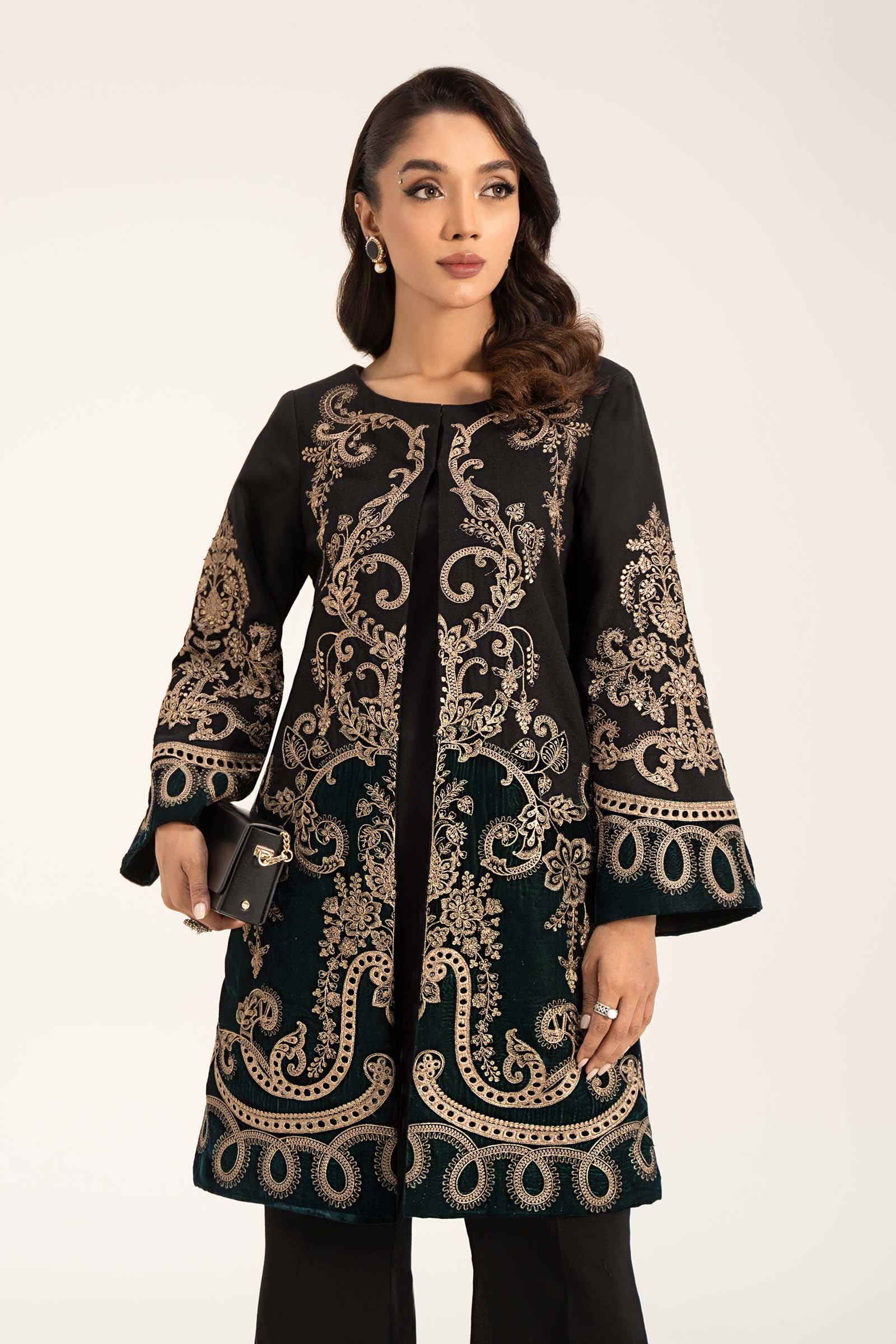 3 Piece Embroidered Khaddar Suit