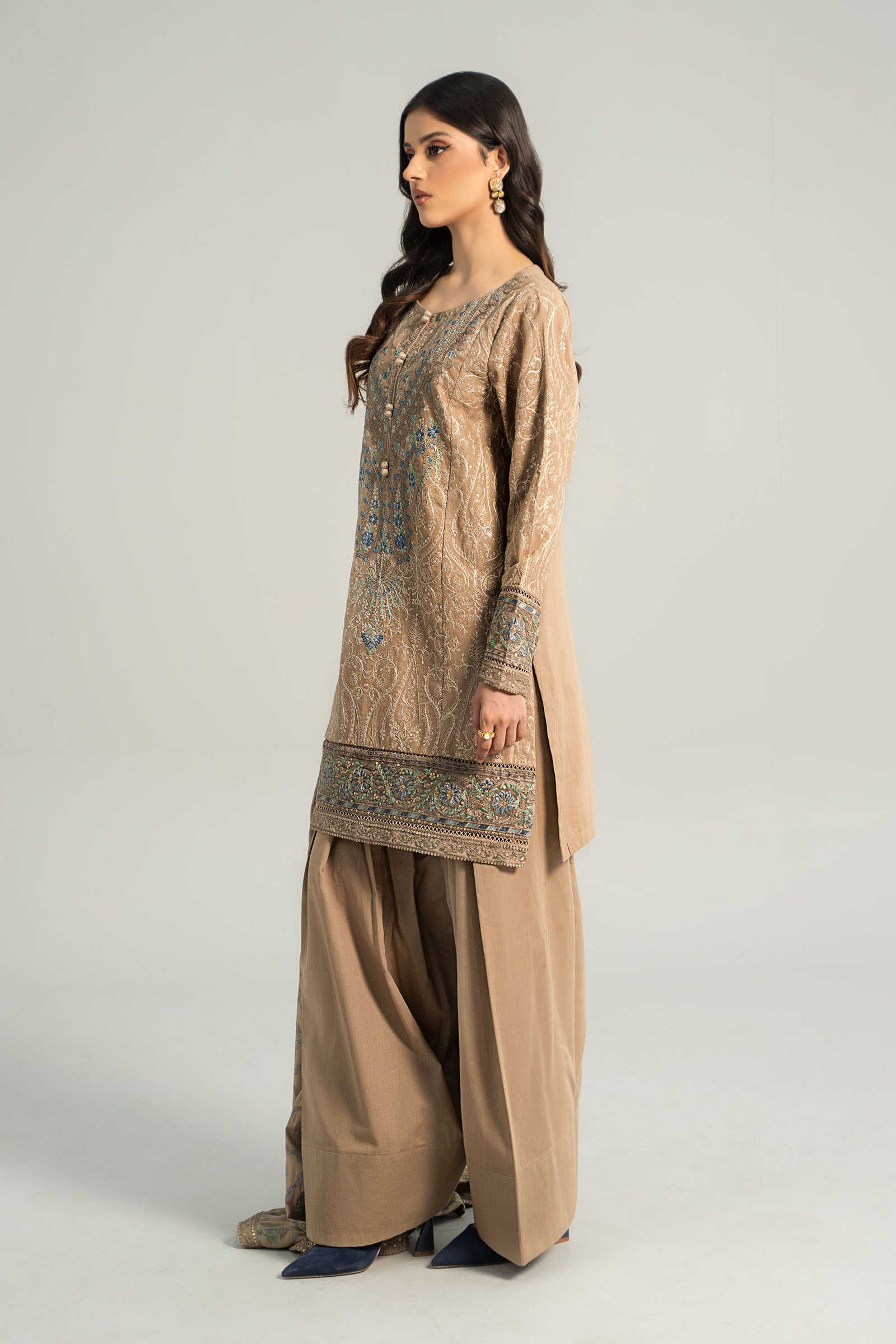 3 Piece Embroidered Khaddar Suit