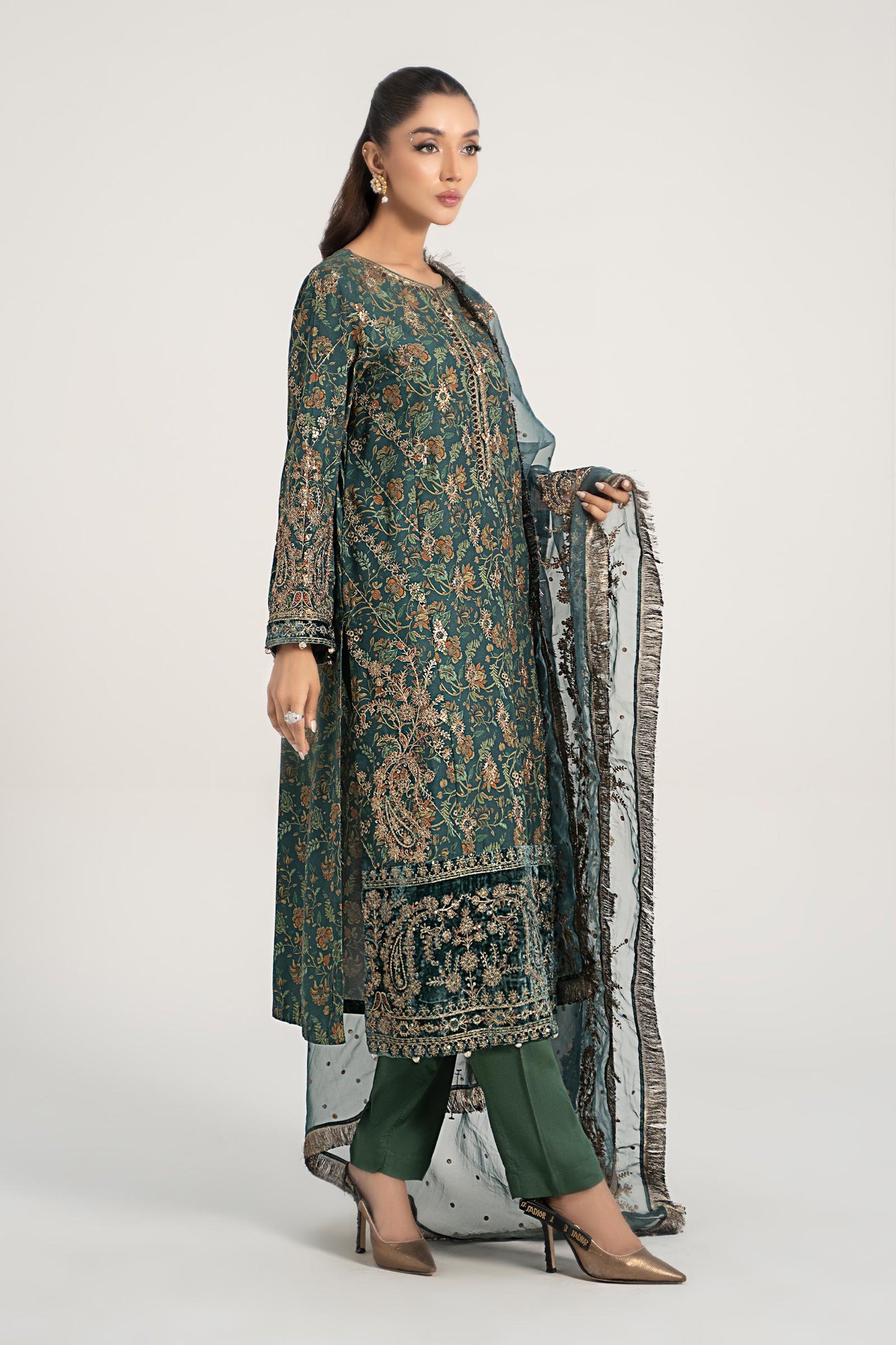 3 Piece Embroidered Plush Suit