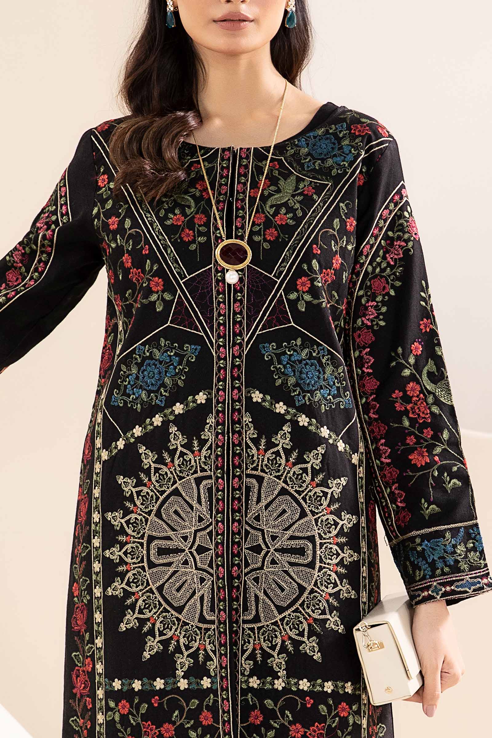 3 Piece Embroidered Khaddar Suit