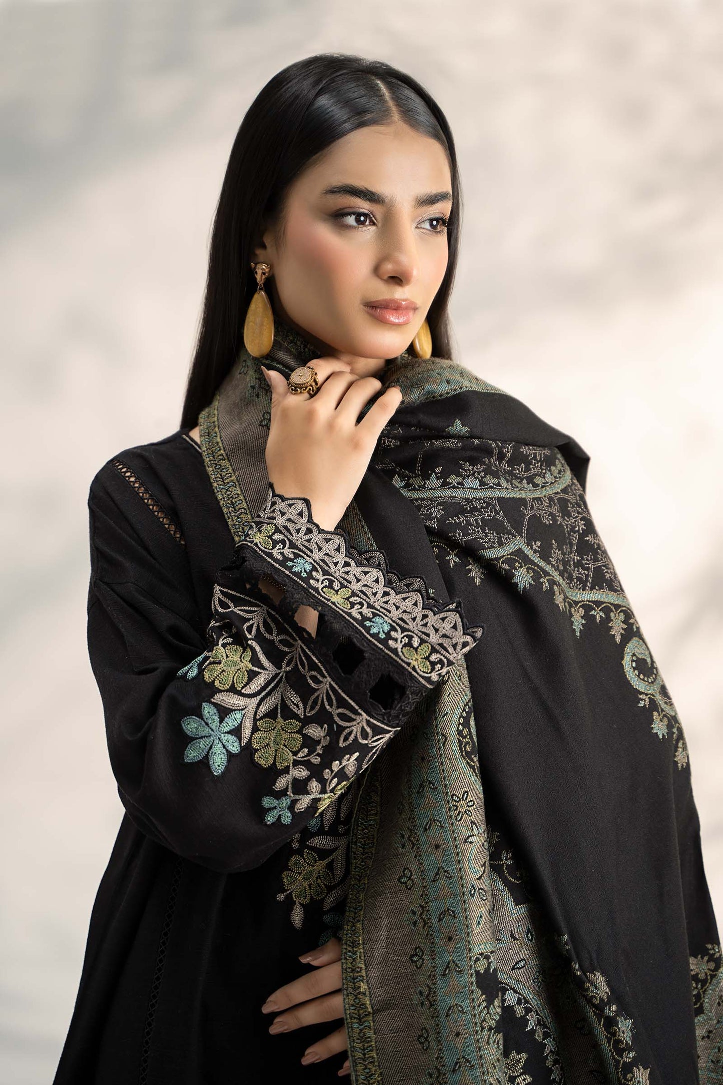 3 Piece Embroidered Khaddar Suit