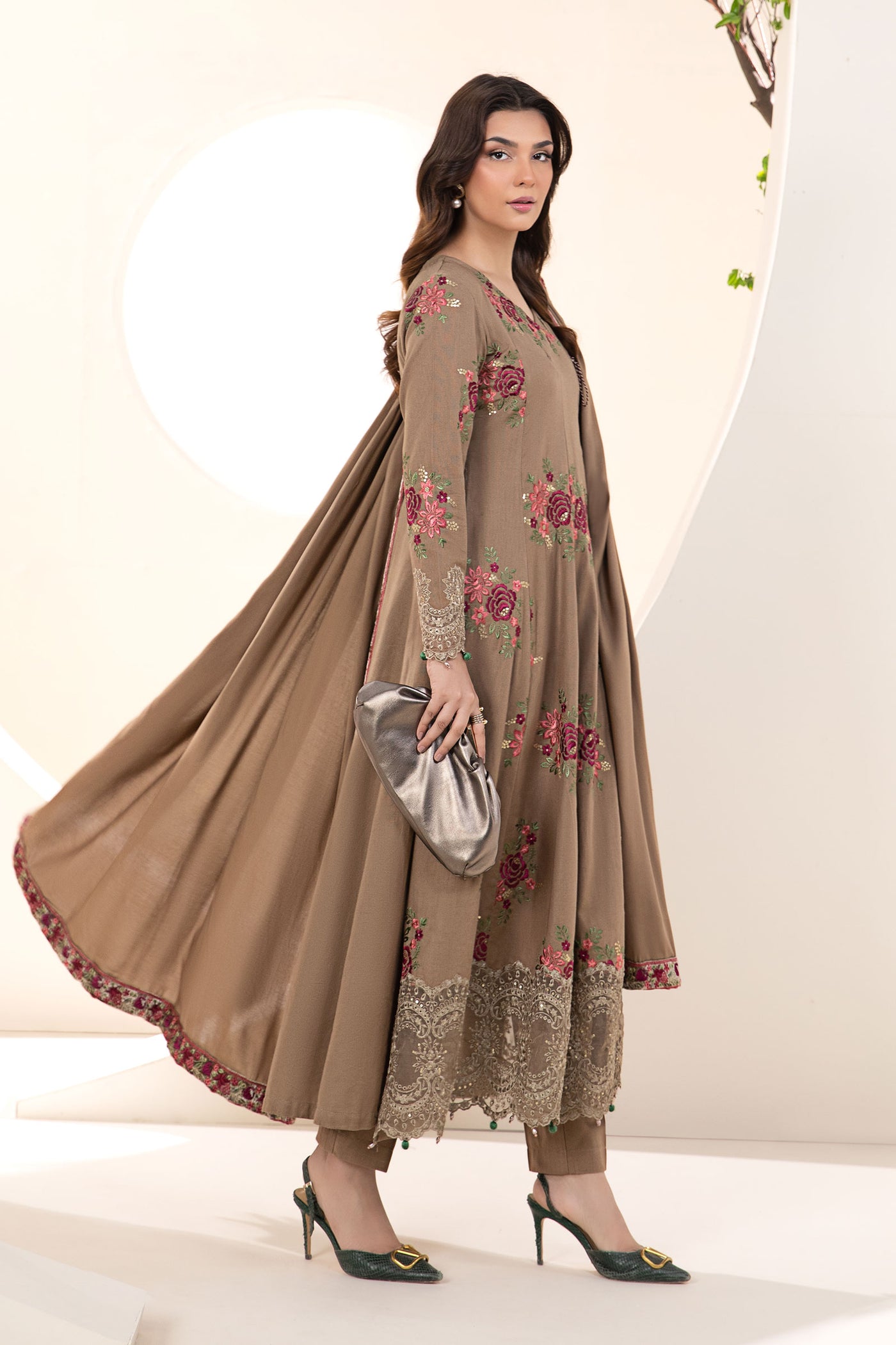 3 Piece Embroidered Khaddar Suit