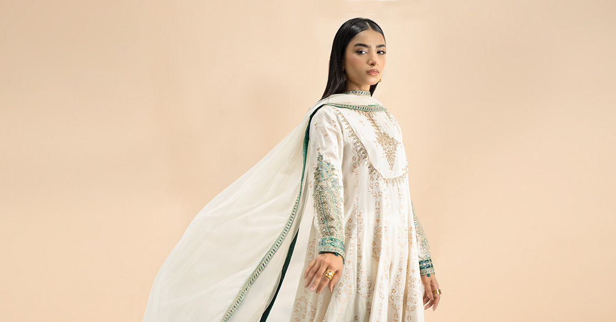 3 Piece Embroidered Jacquard Suit