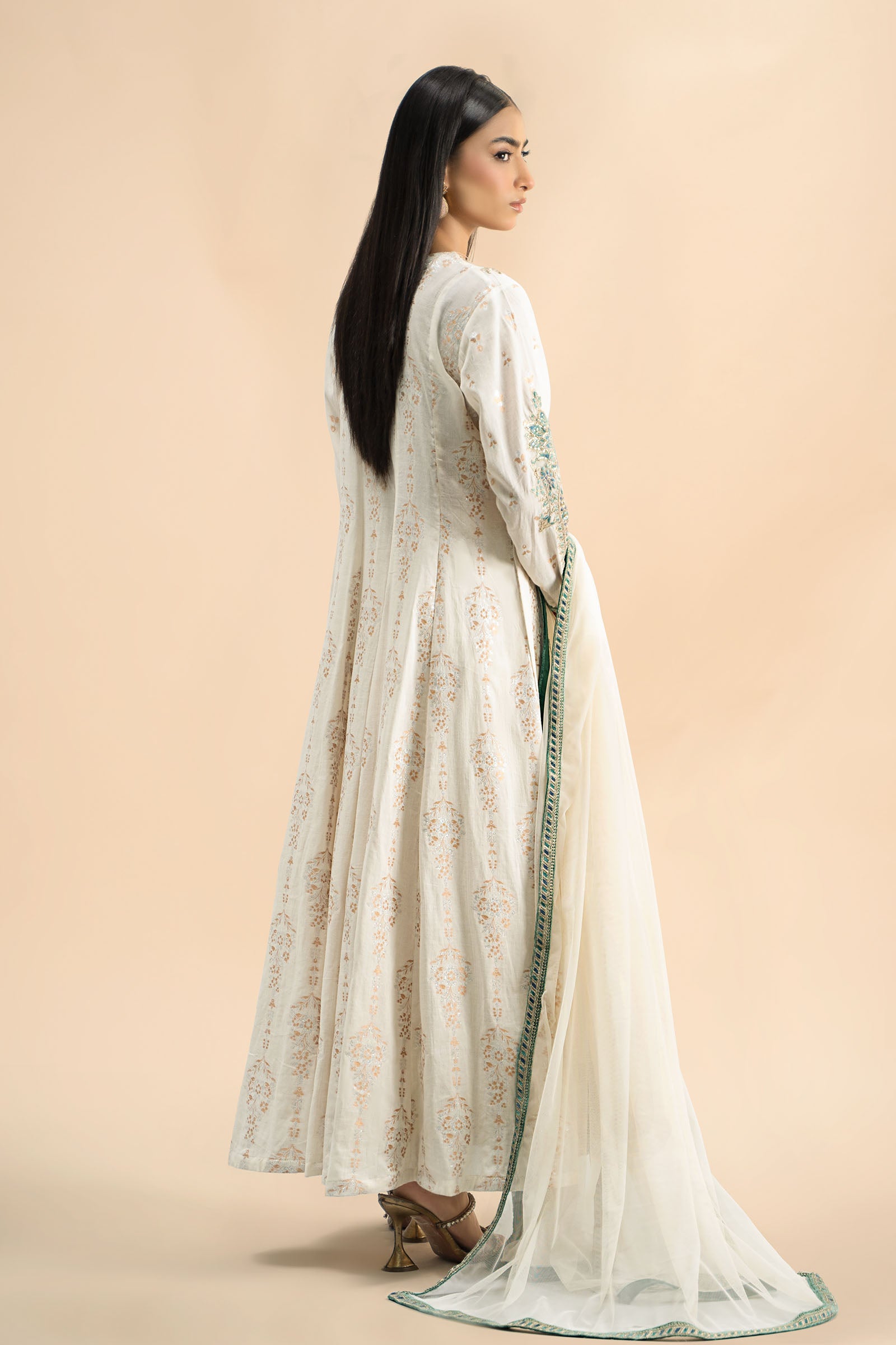 3 Piece Embroidered Jacquard Suit
