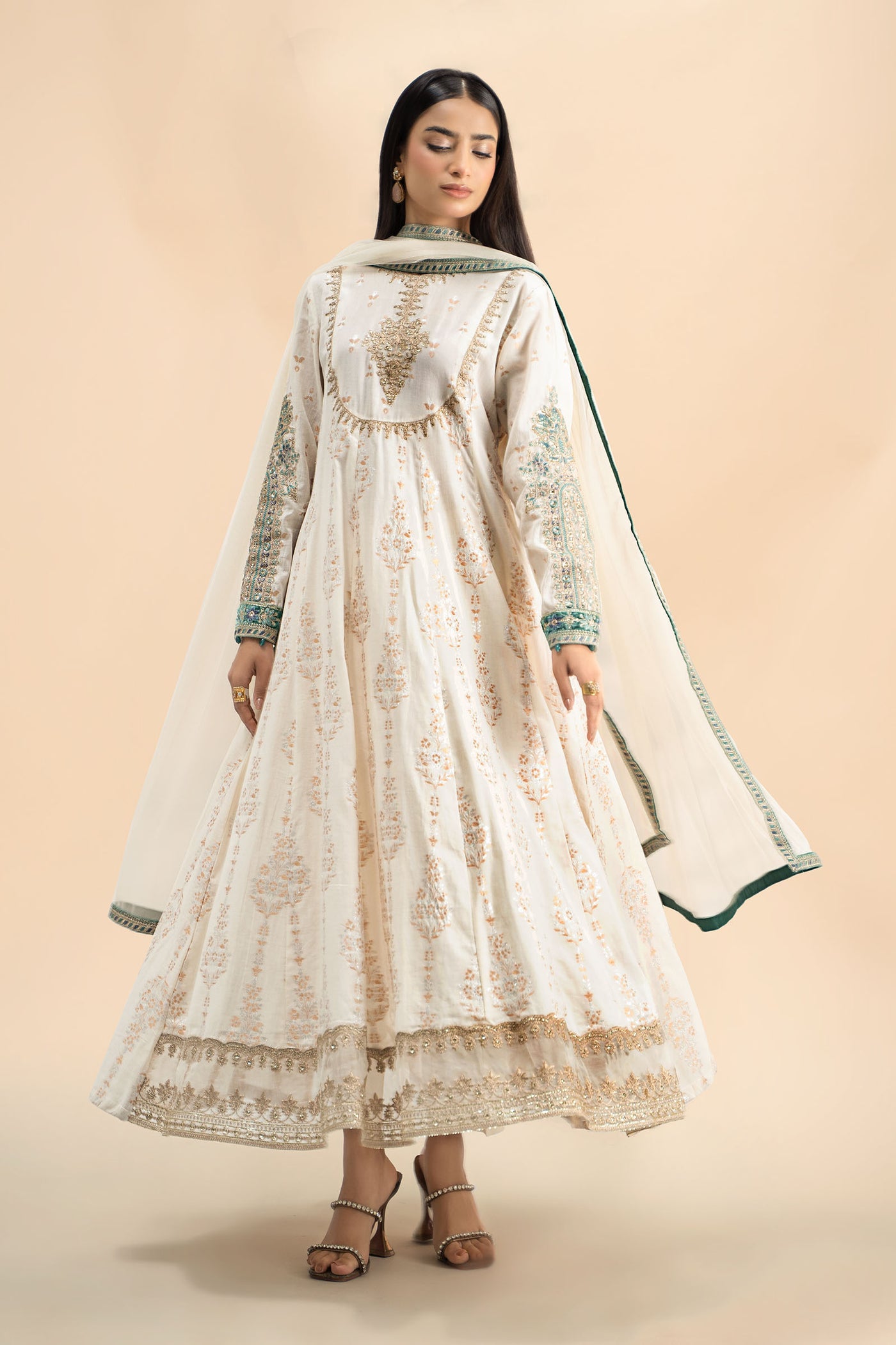 3 Piece Embroidered Jacquard Suit