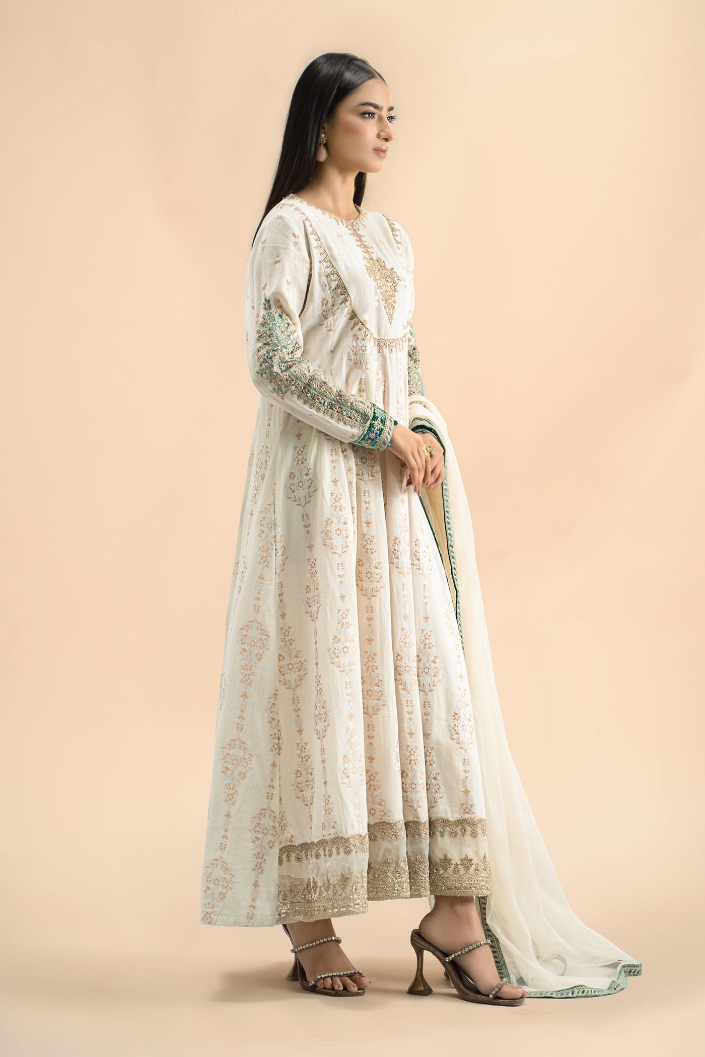 3 Piece Embroidered Jacquard Suit